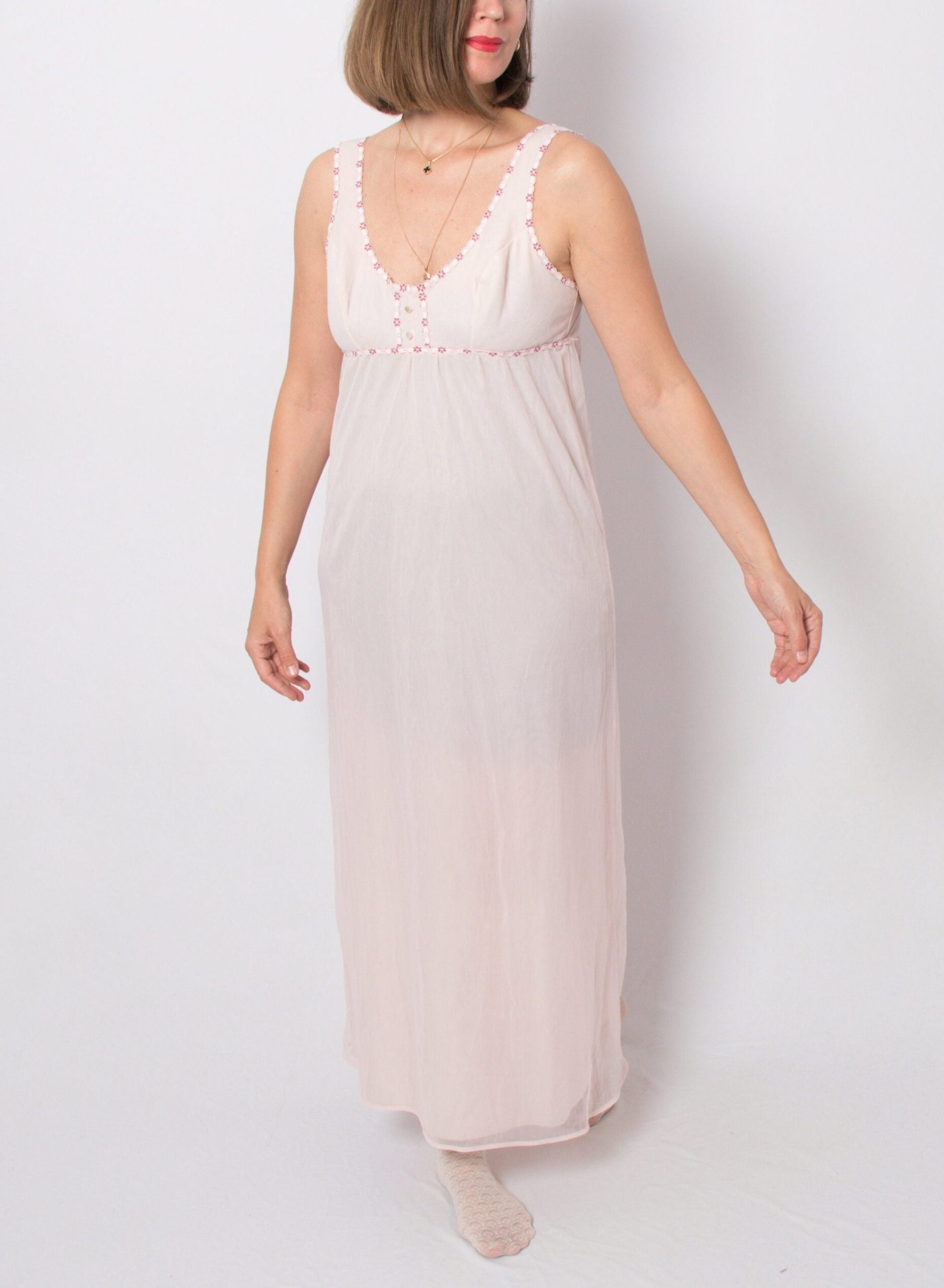 PIPPA DEE Vintage Nylon Negligee PIPPA DEE Vintage Nylon Negligee
