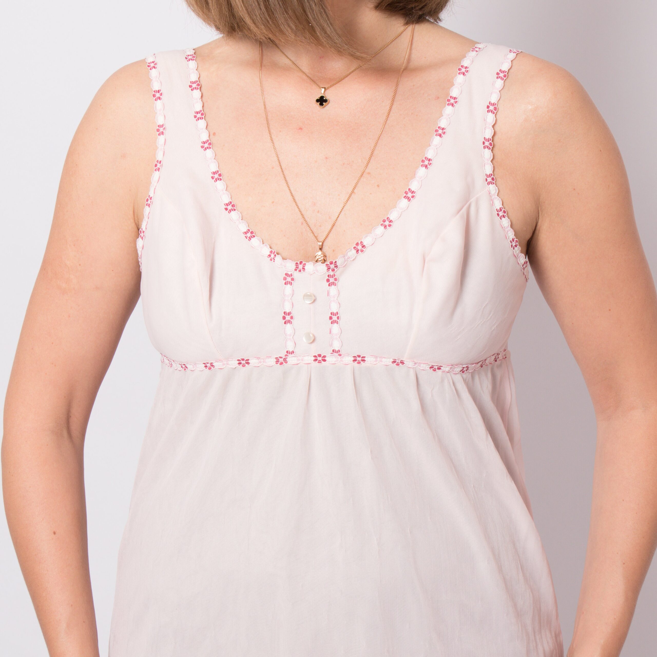 PIPPA DEE Vintage Nylon Negligee PIPPA DEE Vintage Nylon Negligee - Image 4