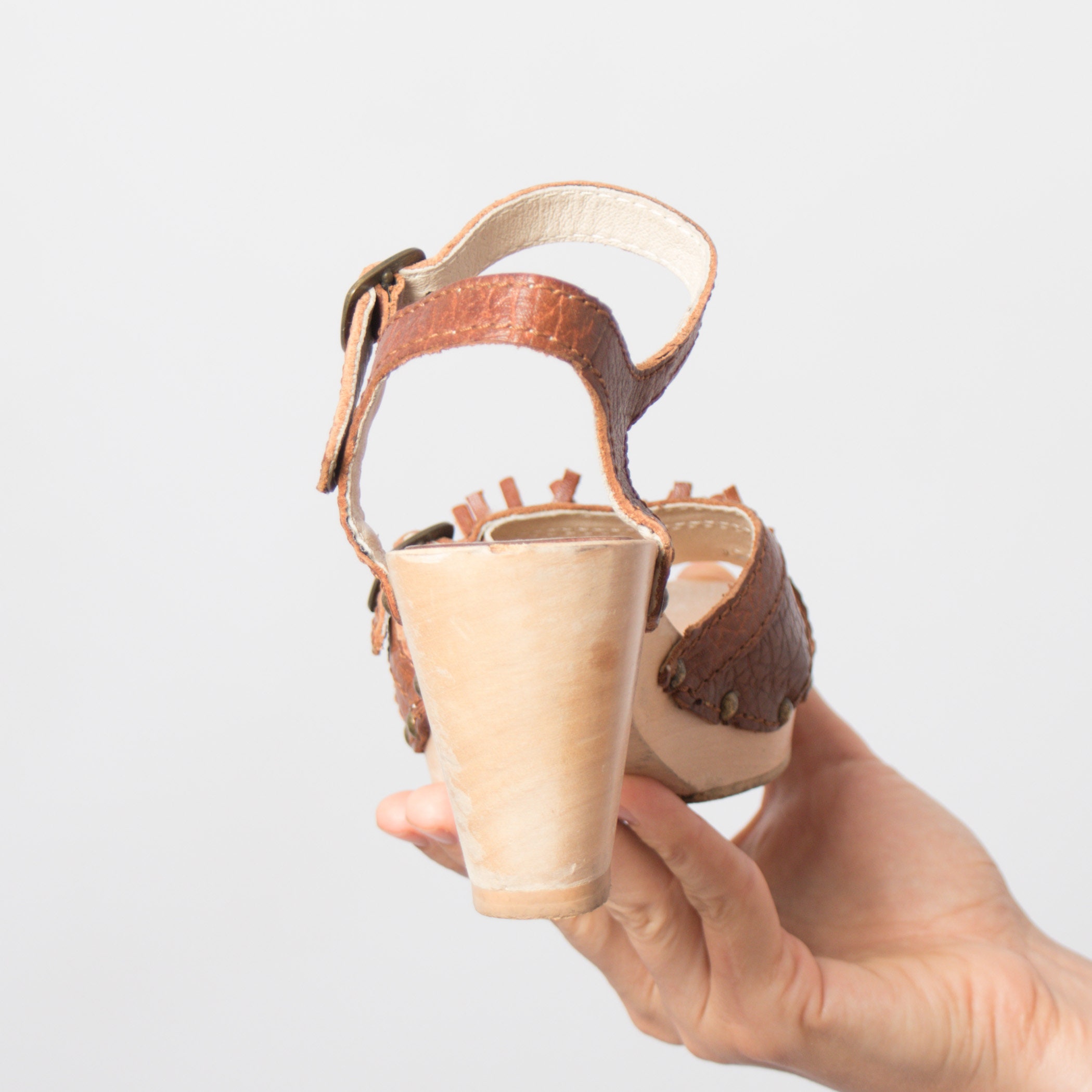PENNYBLACK Leather Clogs with fringes PENNYBLACK Leather Clogs with fringes - Image 5