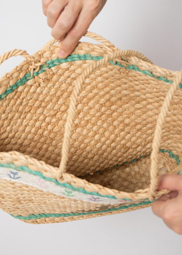 Vintage Straw Market Tote - Image 4