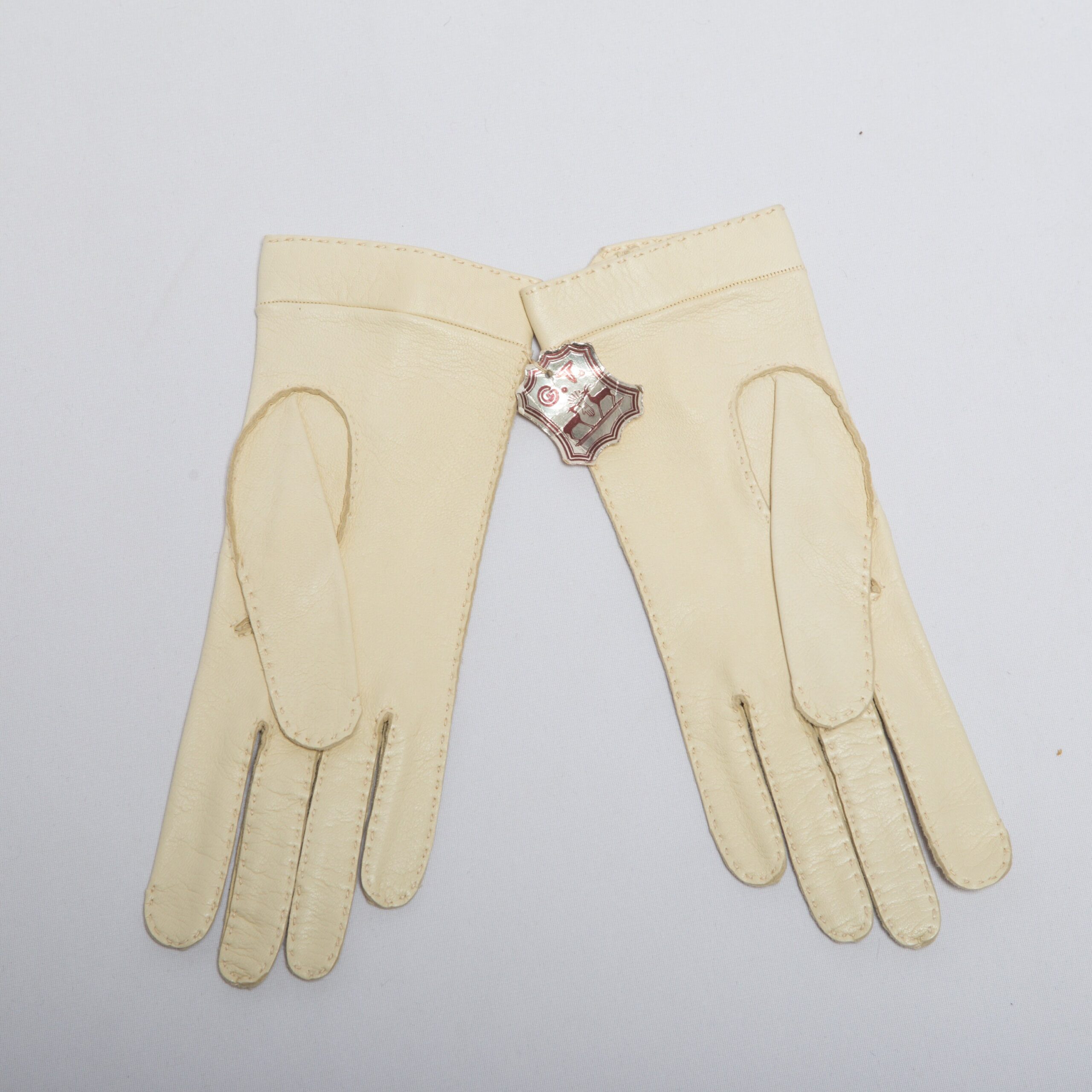 Vintage Cream Leather Gloves Vintage Cream Leather Gloves - Image 4