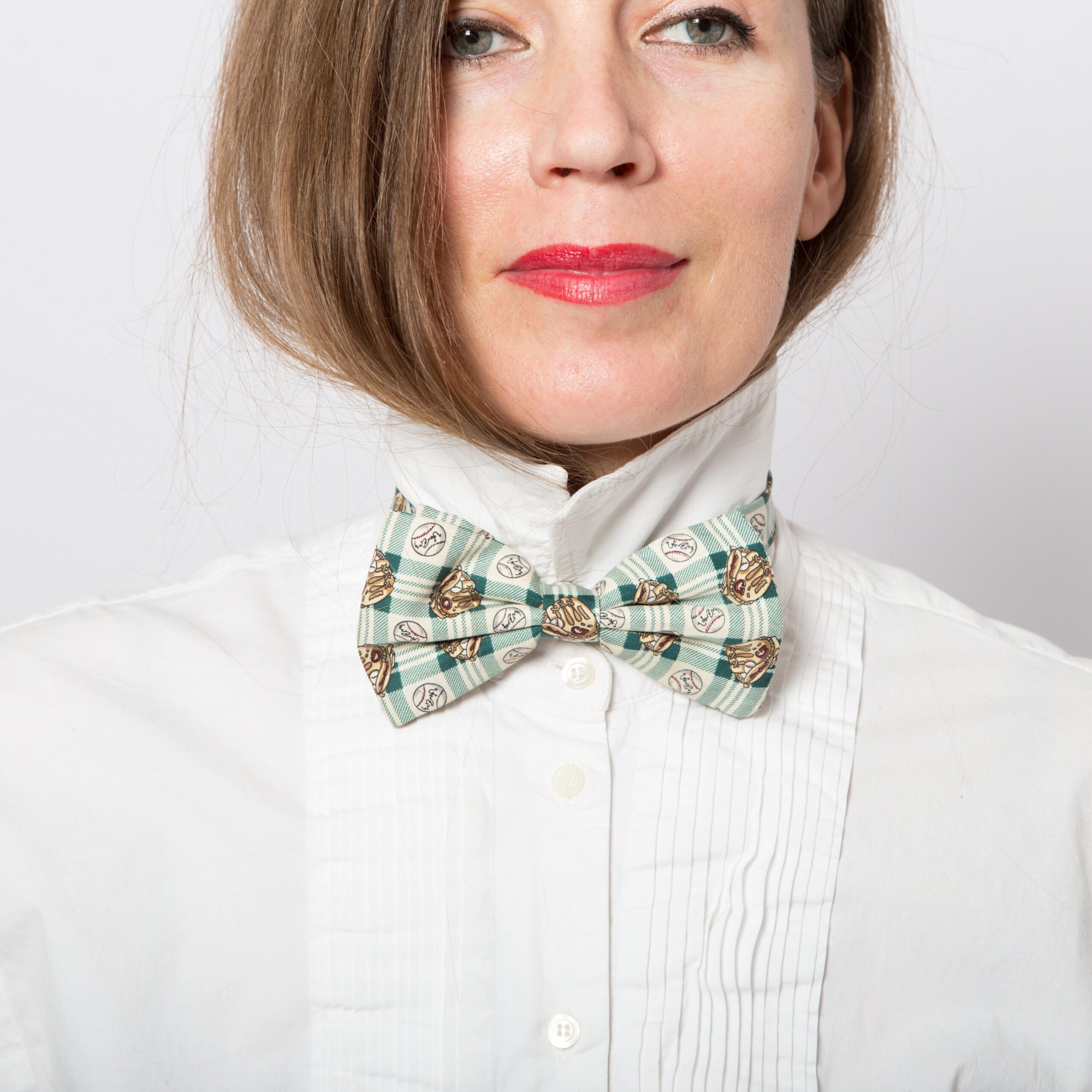 Vintage Baseball Print Silk Bow Tie Vintage Baseball Print Silk Bow Tie