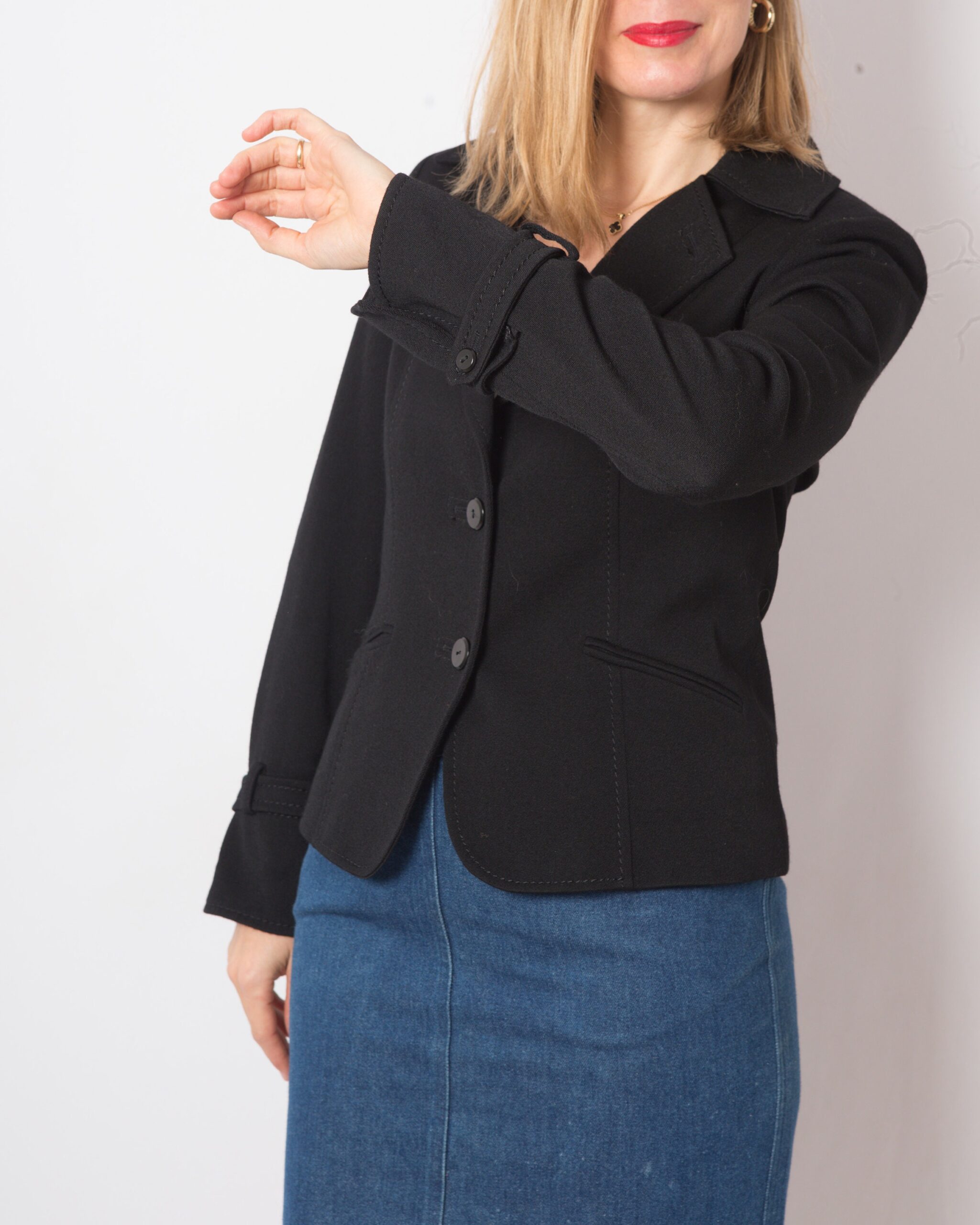 Vintage Black Wool Blazer by IBLUES Vintage Black Wool Blazer by IBLUES - Image 2