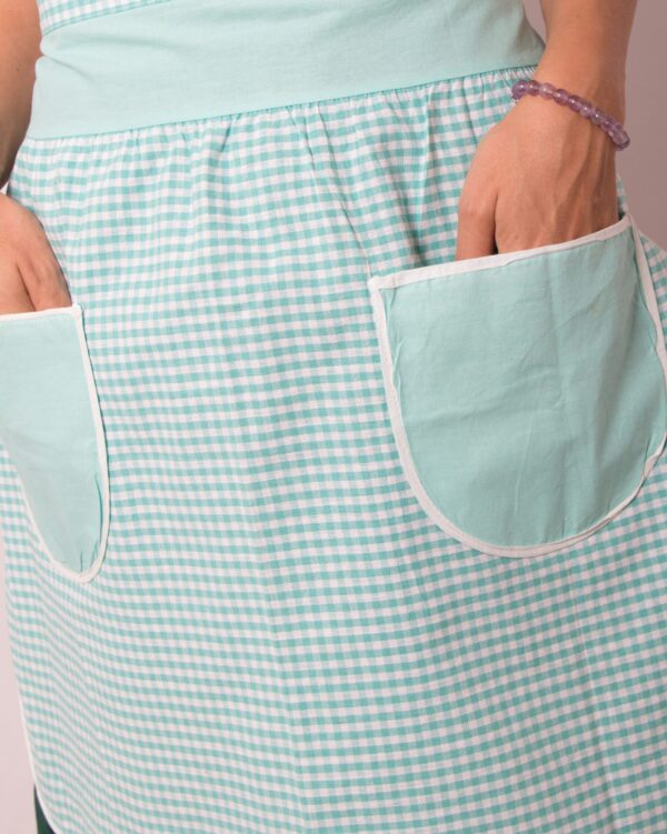 Retro Plaid Half Apron with Pockets - Image 3