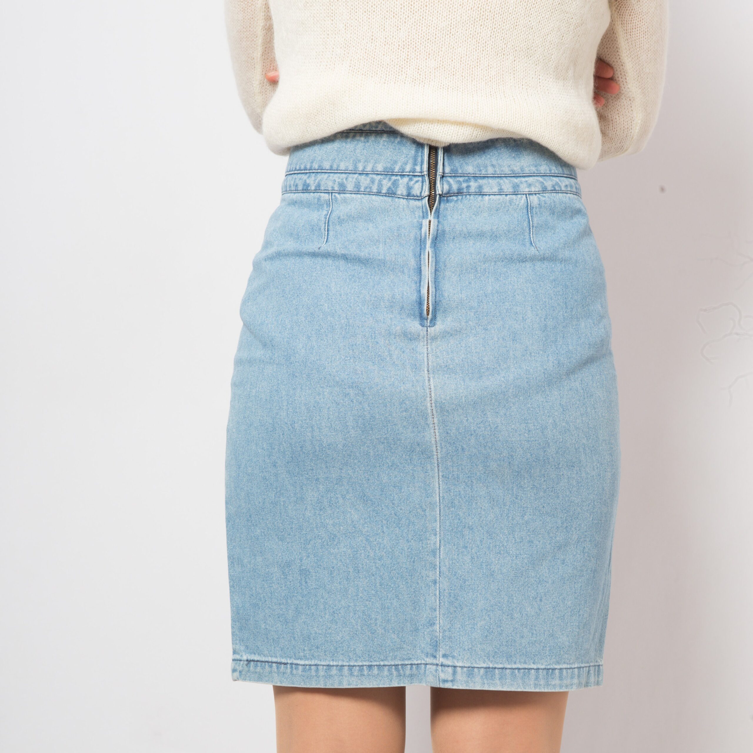 Vintage Laura Biagiotti Denim Skirt Vintage Laura Biagiotti Denim Skirt - Image 5
