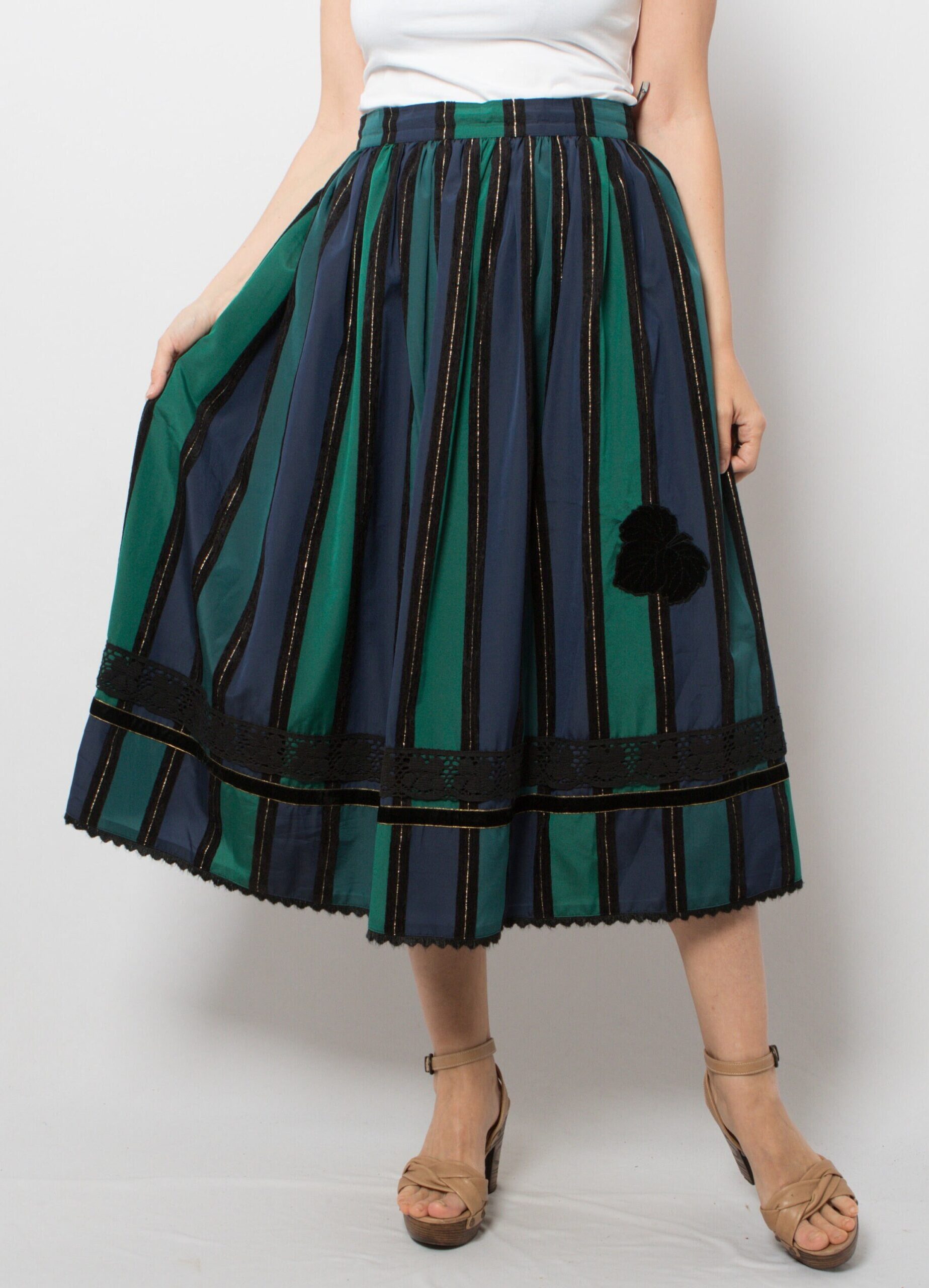 KLEIN PETIT PARIS Striped Pleated Skirt KLEIN PETIT PARIS Striped Pleated Skirt