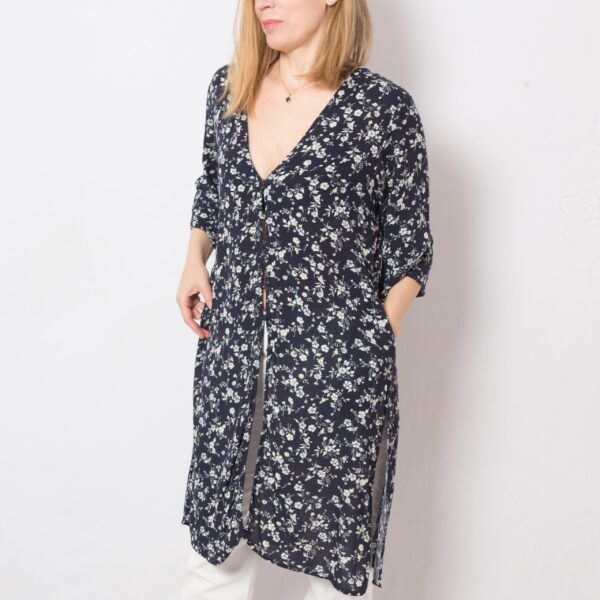 Vintage Floral Long Tunic Blouse - Image 3