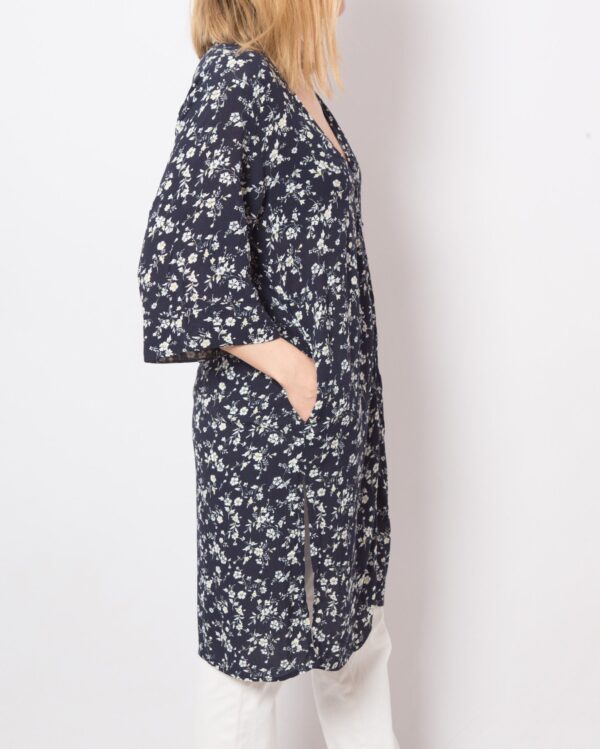 Vintage Floral Long Tunic Blouse - Image 6