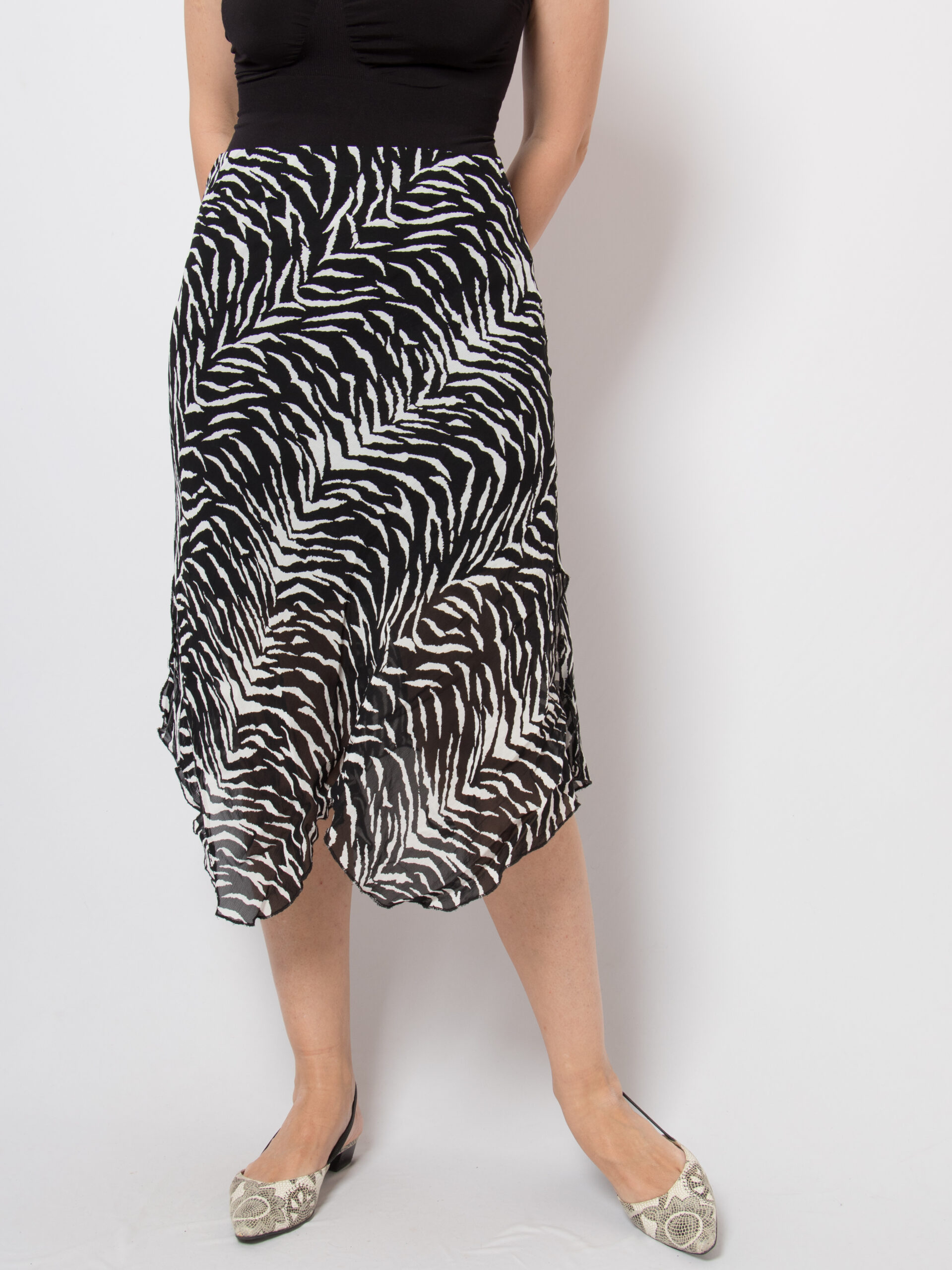 Y2K Zebra Skirt Asymmetric Hem Y2K Zebra Skirt Asymmetric Hem - Image 2