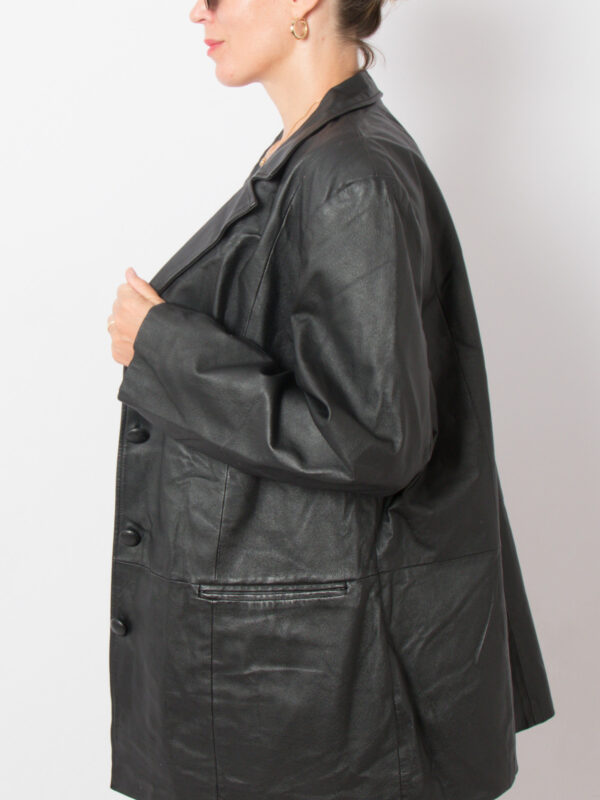TIMELESS 90s Oversized Leather Jacket - Image 3