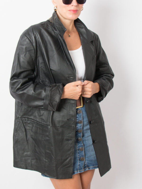 TIMELESS 90s Oversized Leather Jacket - Image 6