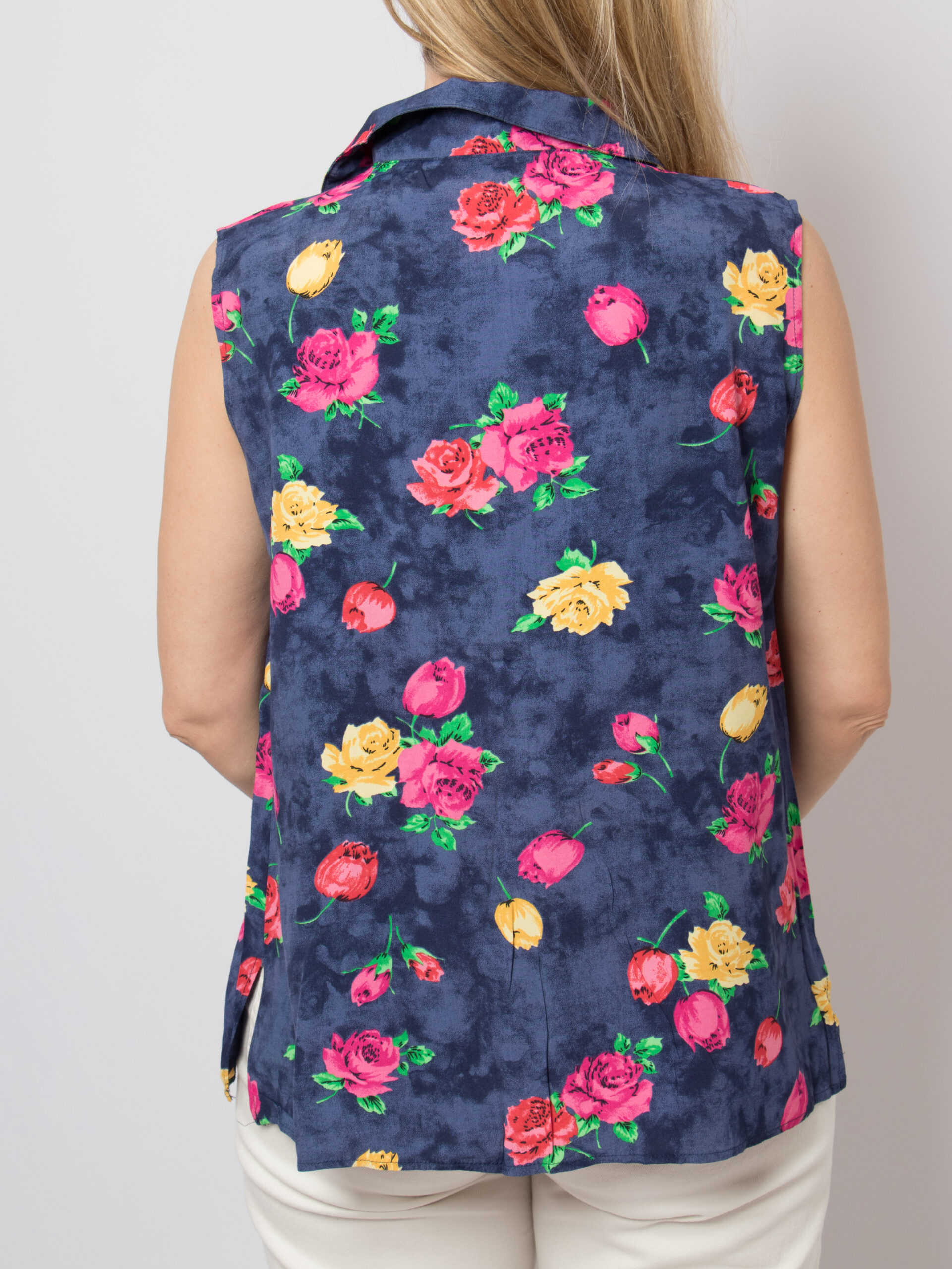 90s Rose Print Blouse Sleeveless 90s Rose Print Blouse Sleeveless - Image 5