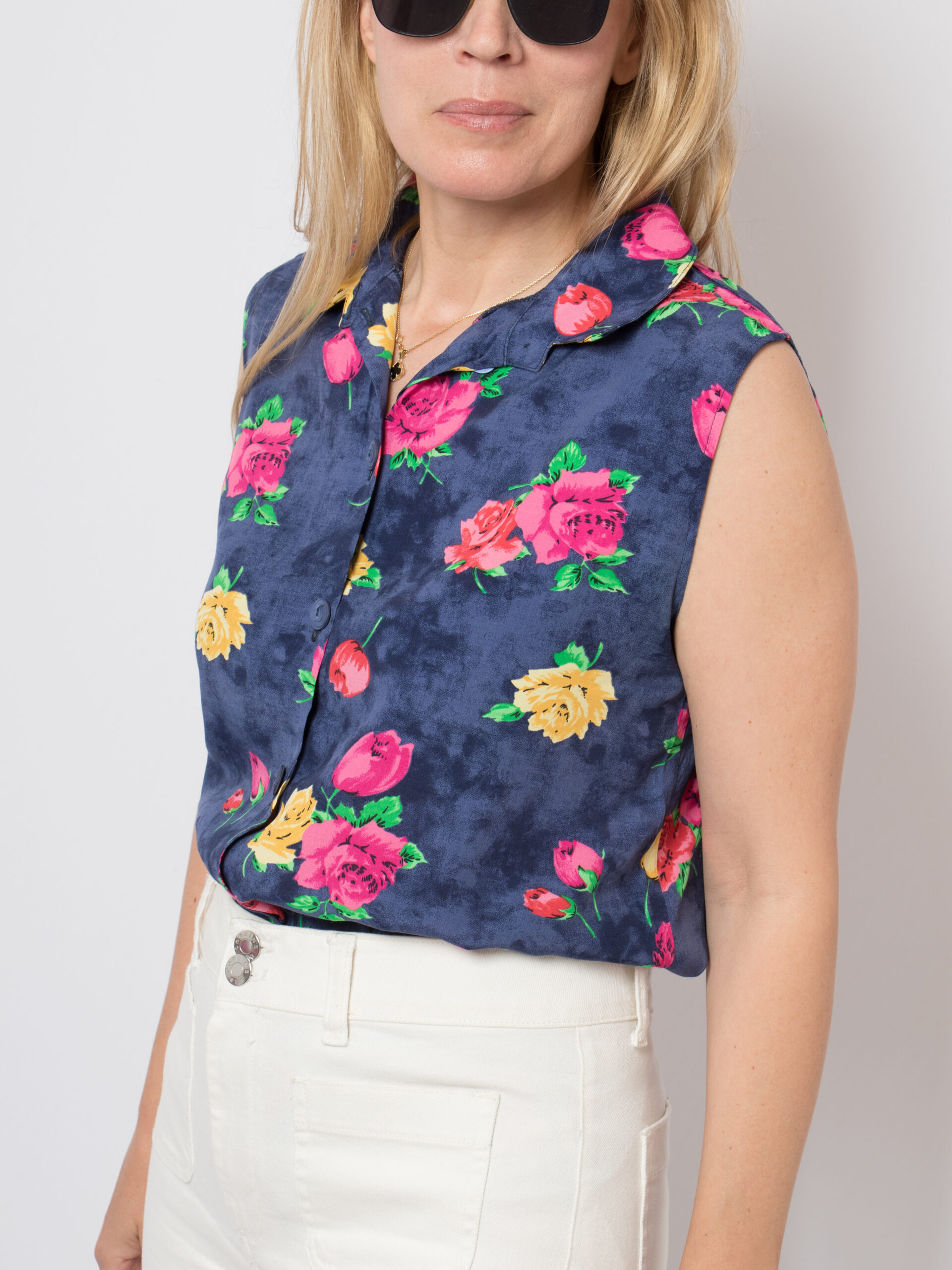 90s Rose Print Blouse Sleeveless 90s Rose Print Blouse Sleeveless - Image 6