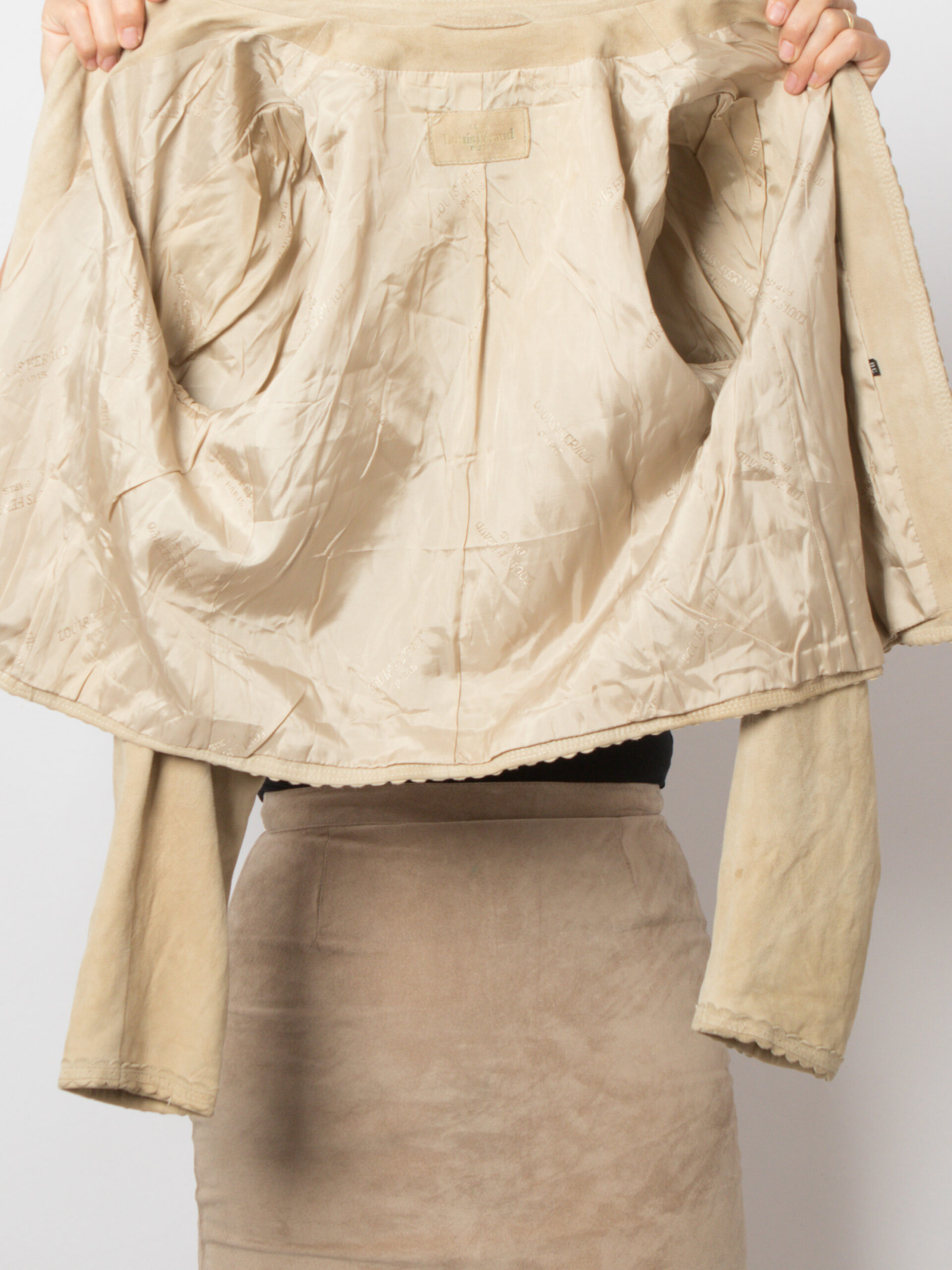 Vintage LOUIS FÉRAUD Paris Suede Jacket Vintage LOUIS FÉRAUD Paris Suede Jacket - Image 3