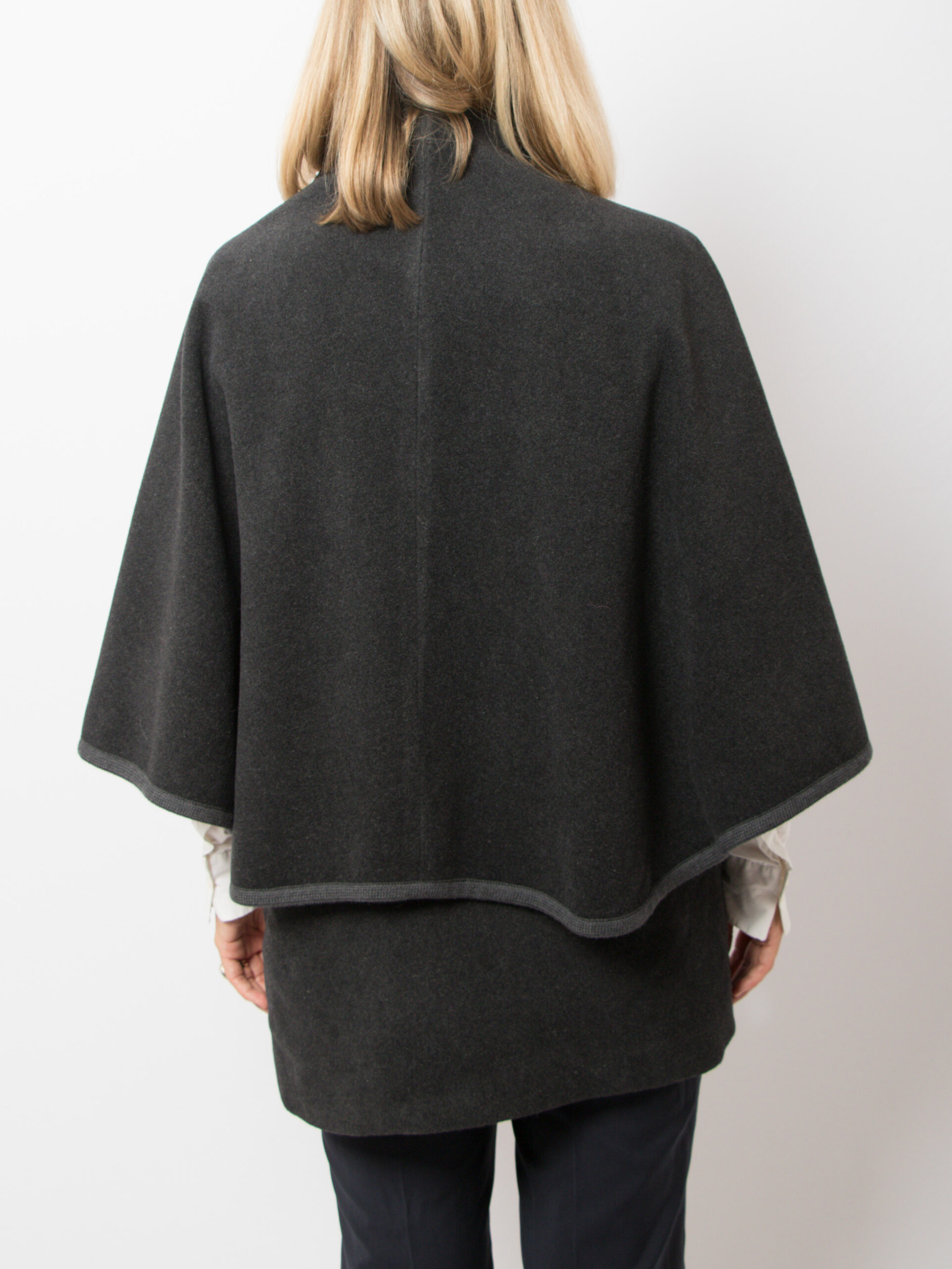 Rosy Ranieri Short Cloak Vintage Rosy Ranieri Short Cloak Vintage - Image 4