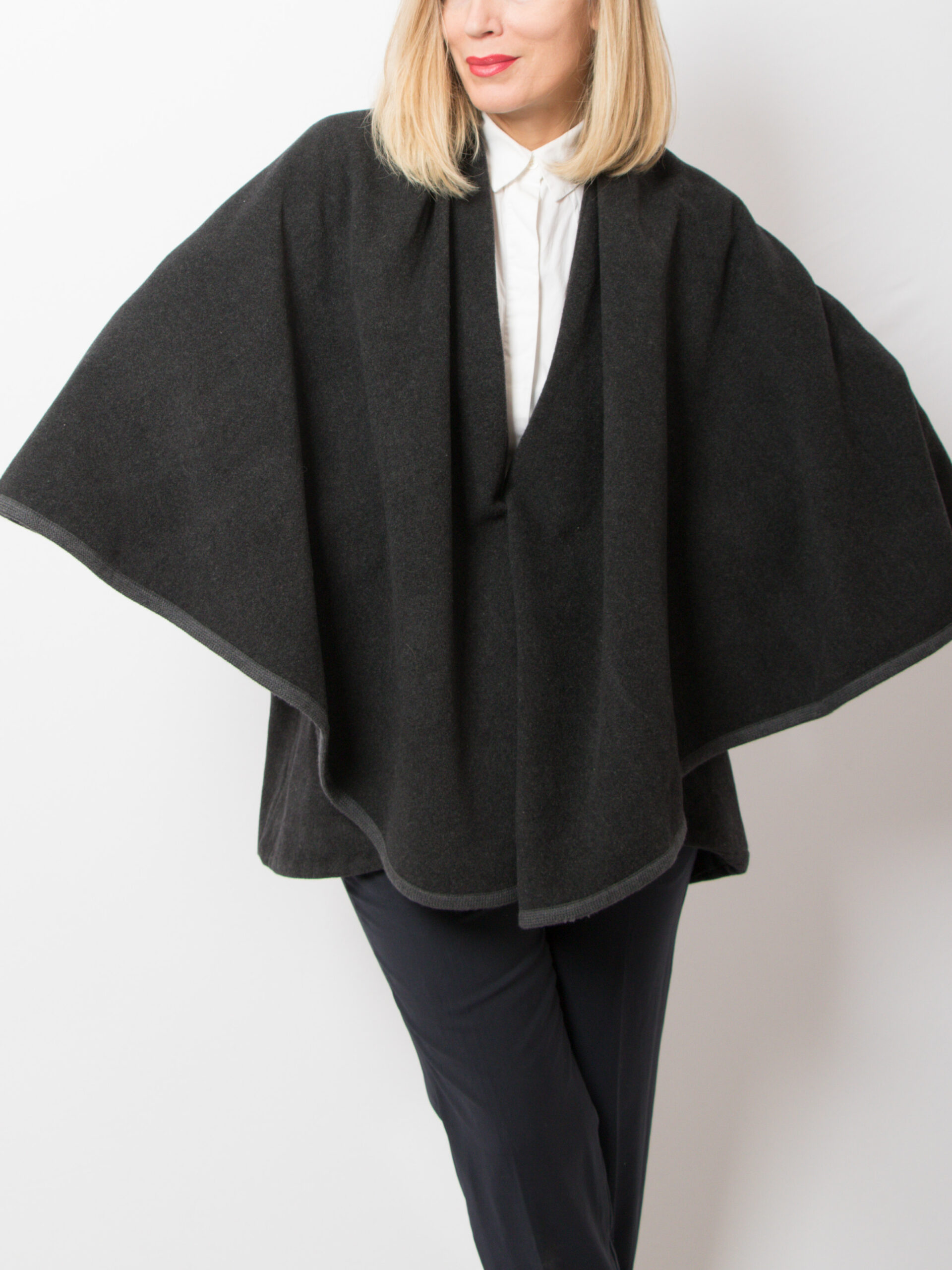 Rosy Ranieri Short Cloak Vintage Rosy Ranieri Short Cloak Vintage
