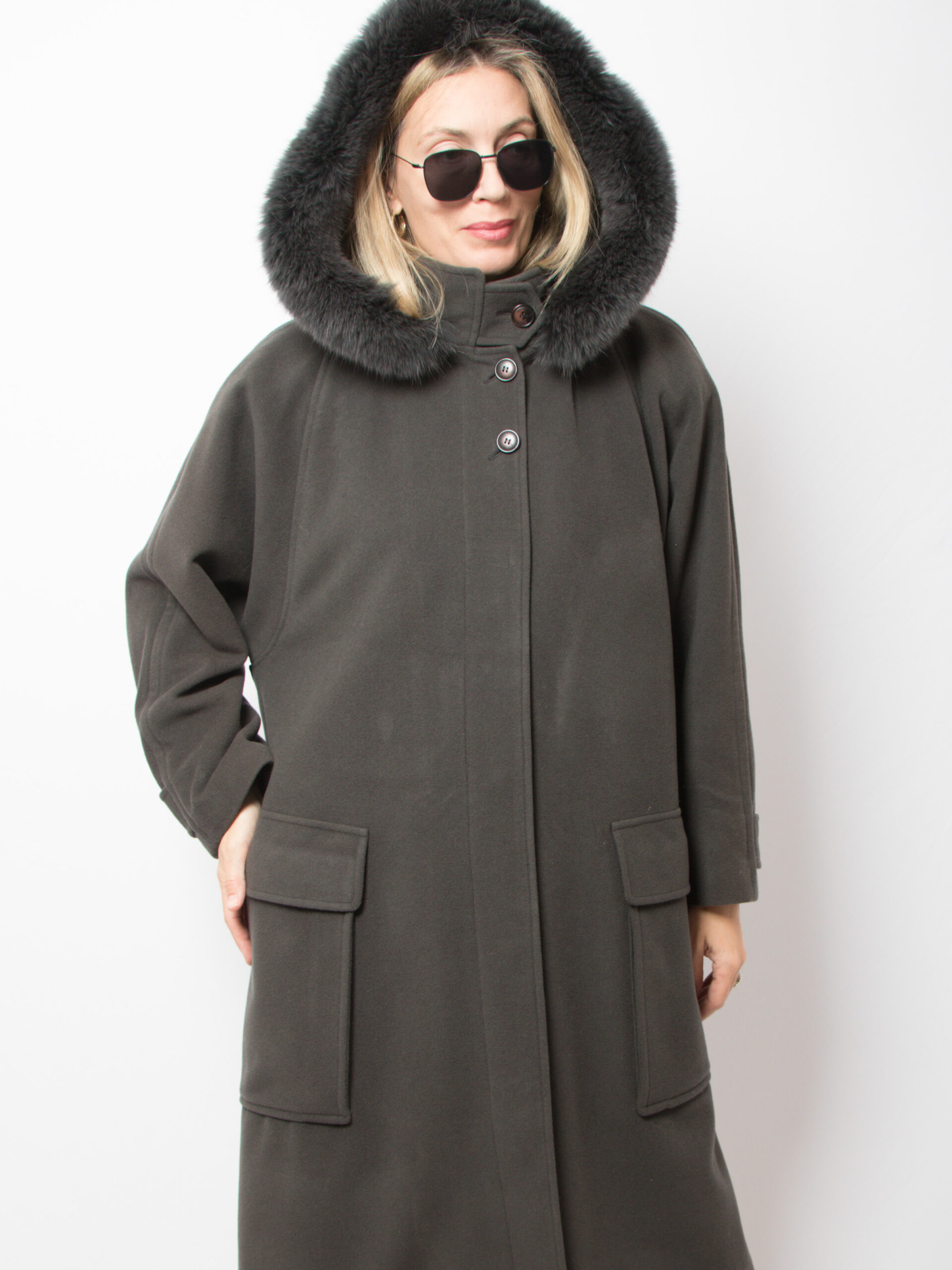Vintage CIRSTEIN Cashmere Wool Coat with Fox Fur Trim Vintage CIRSTEIN Cashmere Wool Coat with Fox Fur Trim