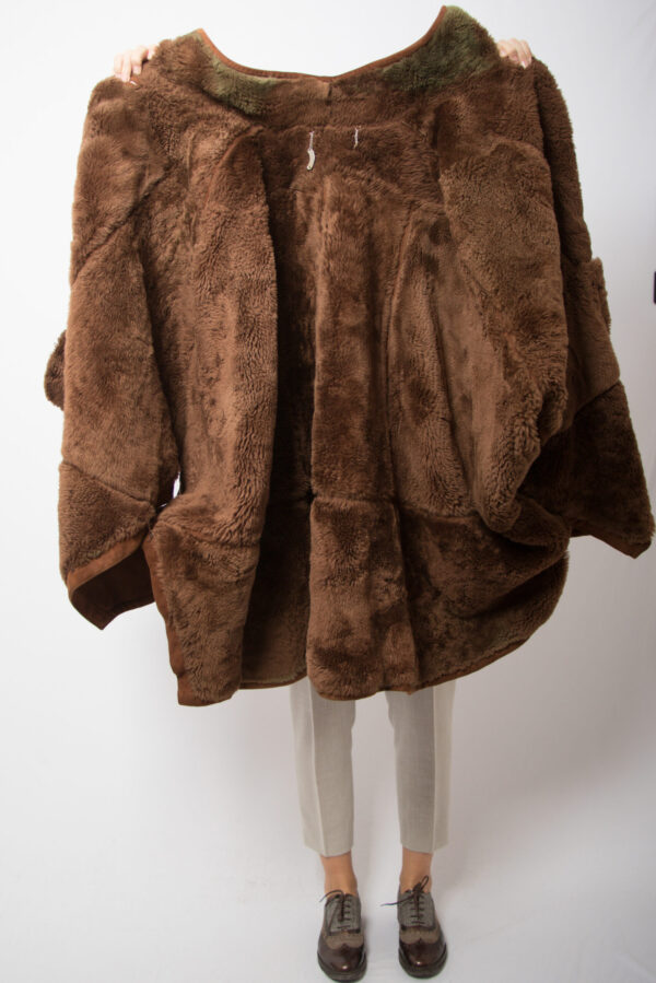 Vintage MARINA RINALDI Shearling Cape - Image 9