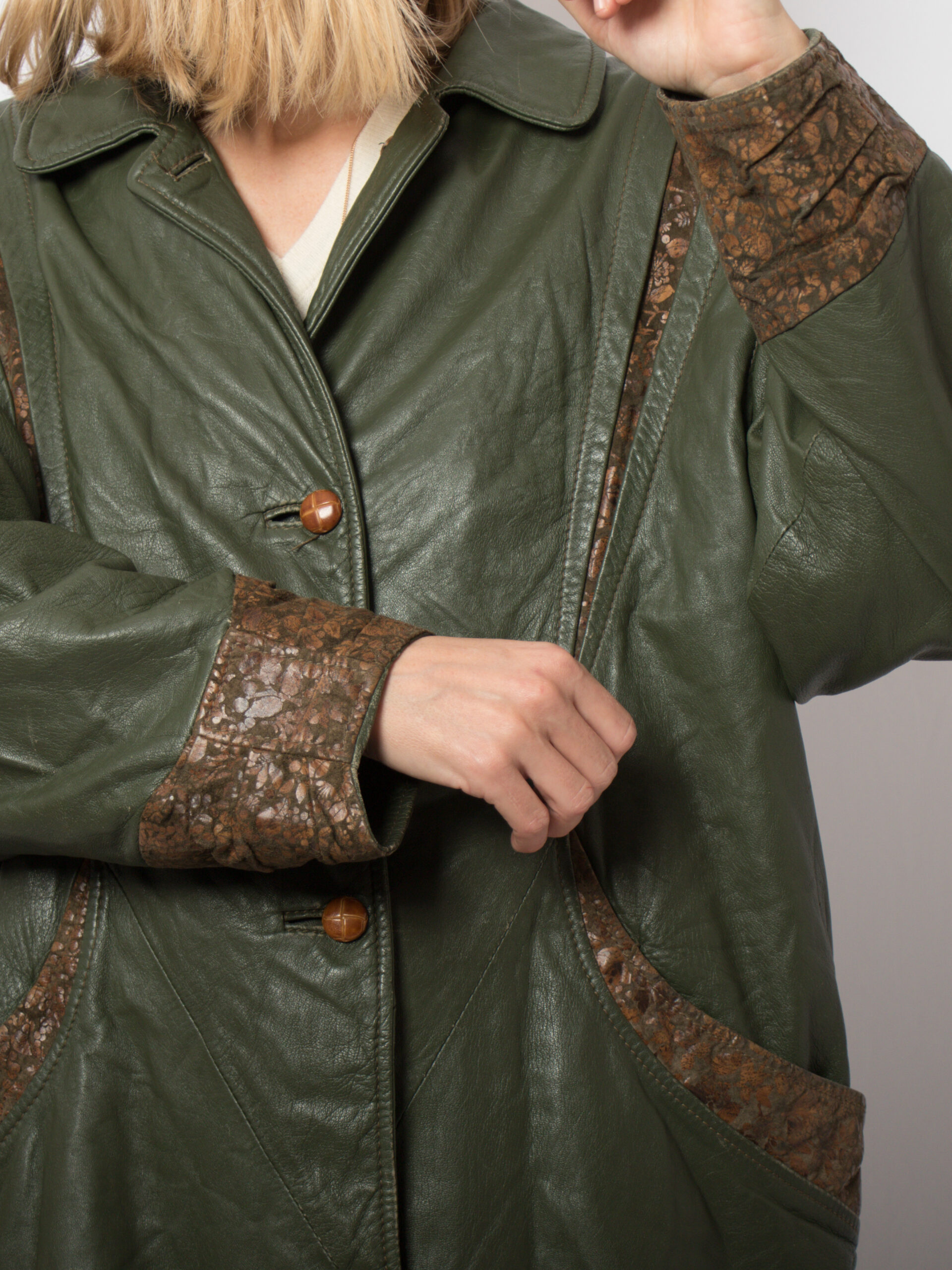 90s Oversized Green Leather Jacket 90s Oversized Green Leather Jacket - Image 4