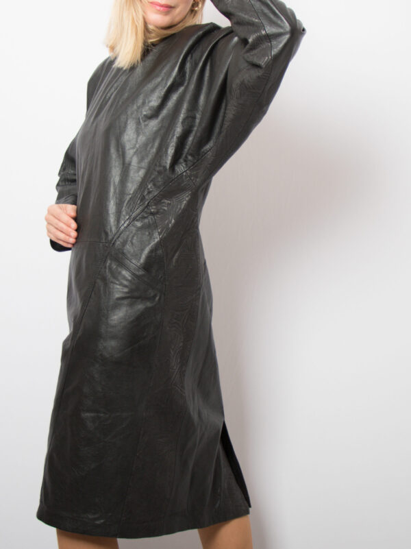 1980s Oversized Black Leather Dress - Image 8