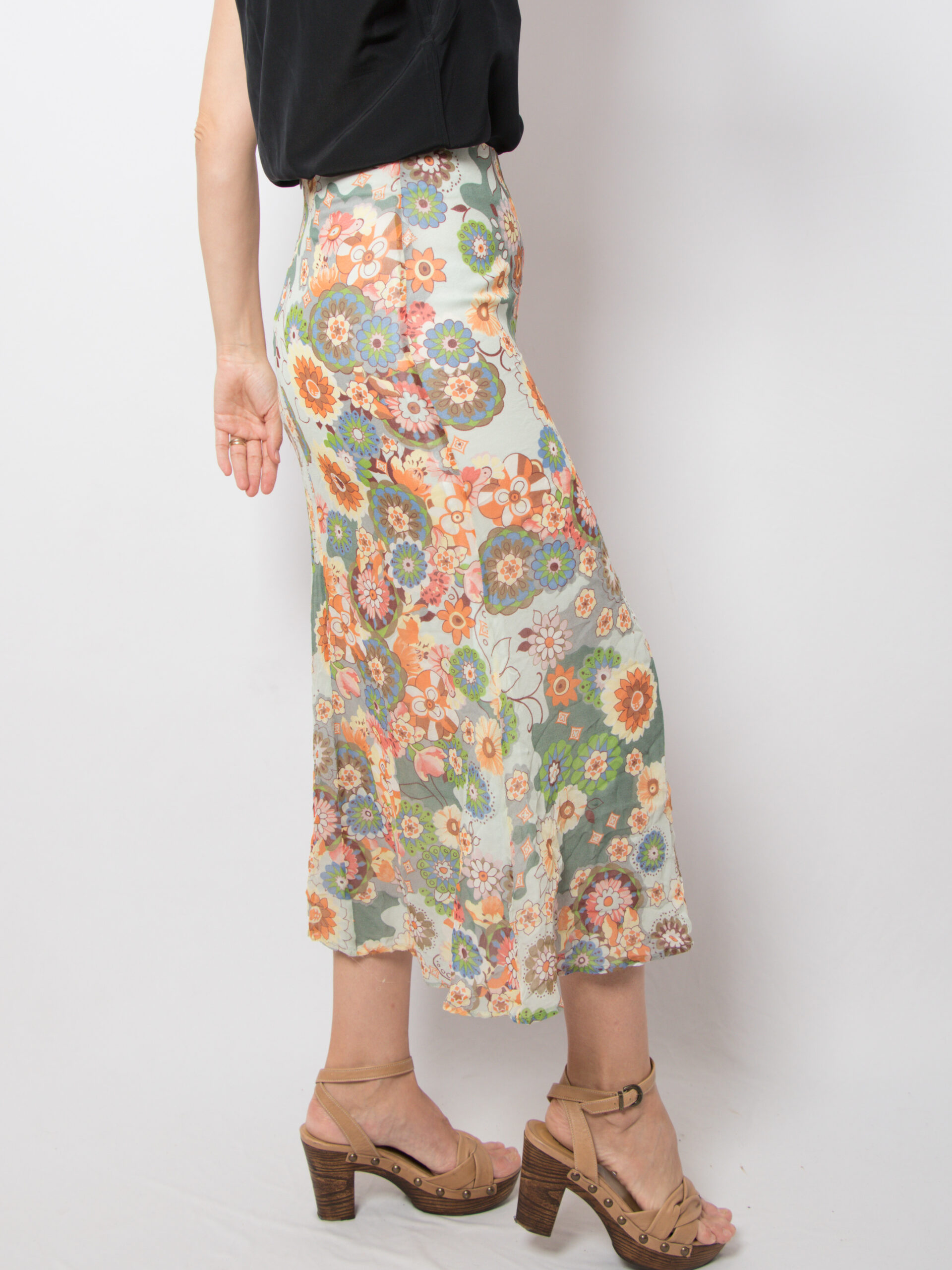 Vintage Floral Midi Silk Skirt Vintage Floral Midi Silk Skirt - Image 4