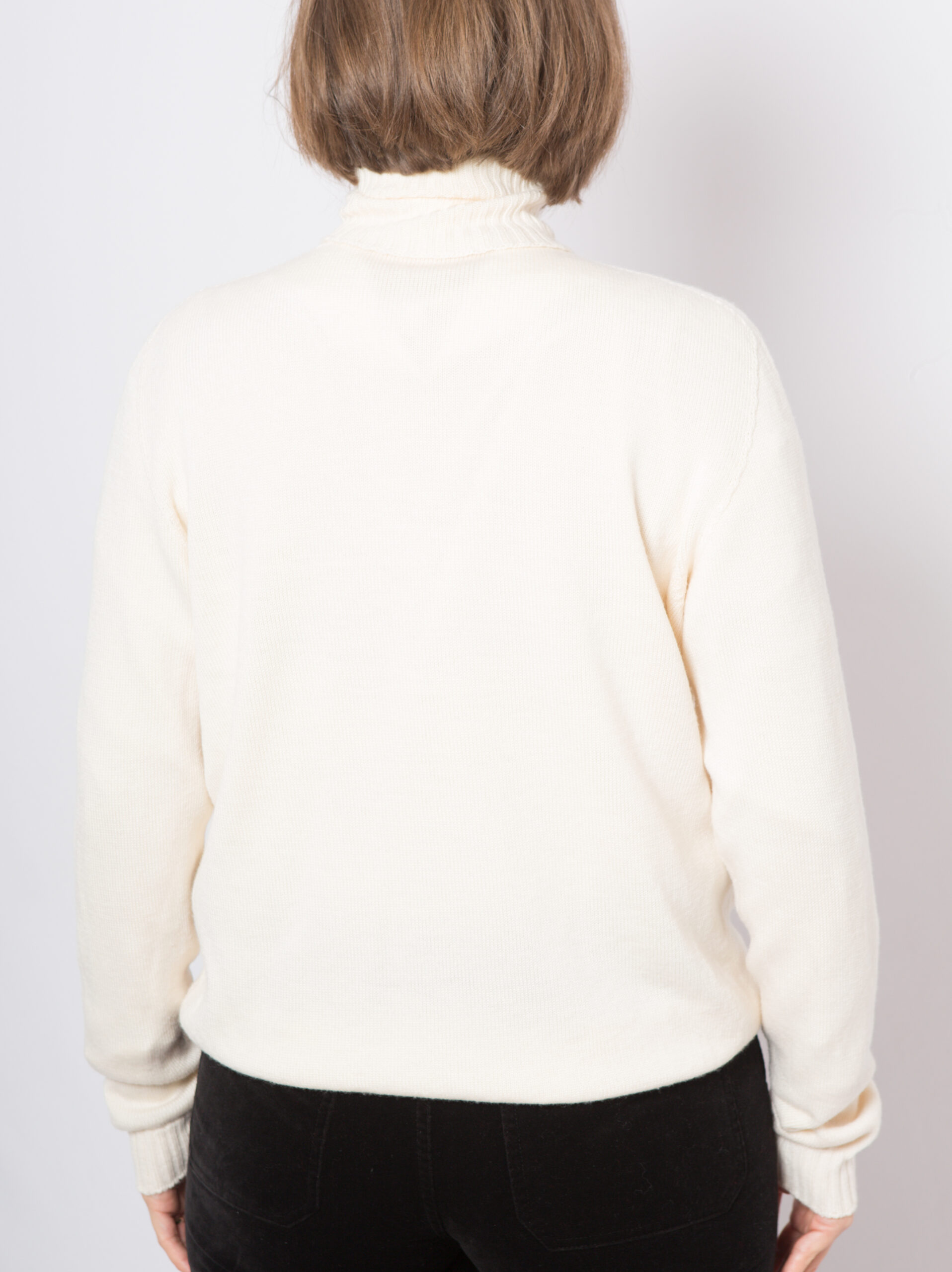 PIERRO DIGLO White Wool Turtleneck Sweater PIERRO DIGLO White Wool Turtleneck Sweater - Image 4