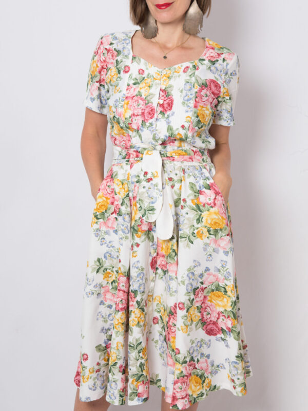 Vintage Two Piece Skirt Set - Image 5