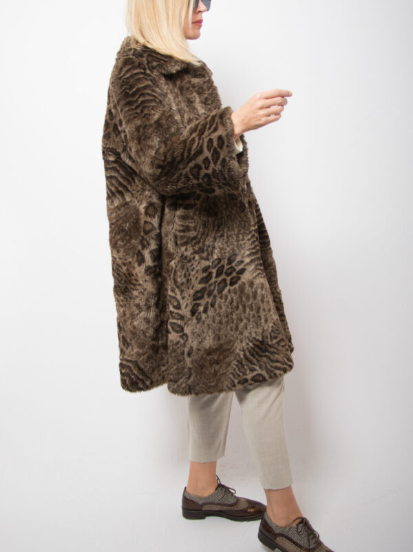 Vintage Leopard Faux Fur Coat - Image 7