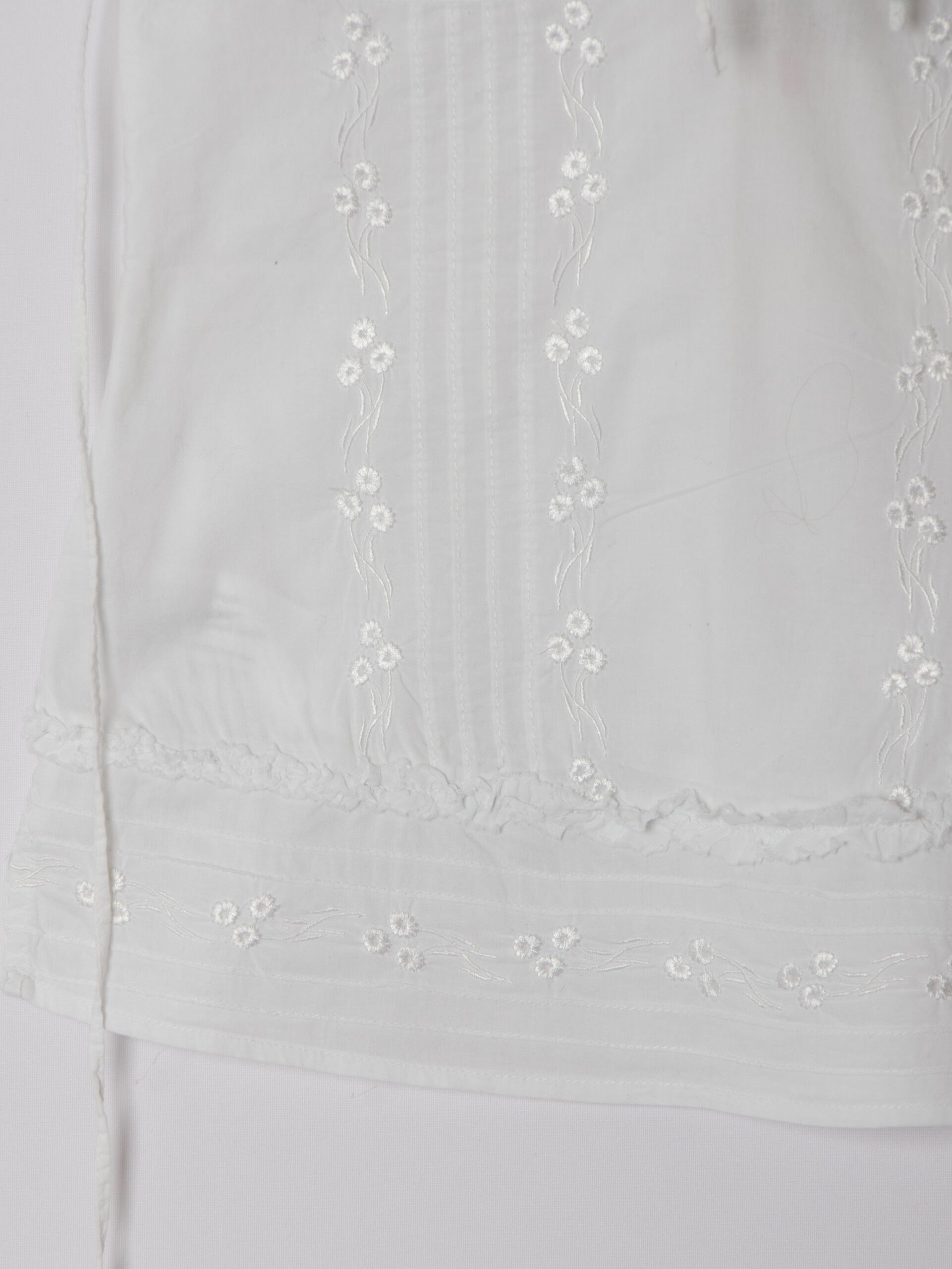 Esprit Y2K White Cotton Embroidered Camisole Esprit Y2K White Cotton Embroidered Camisole - Image 3