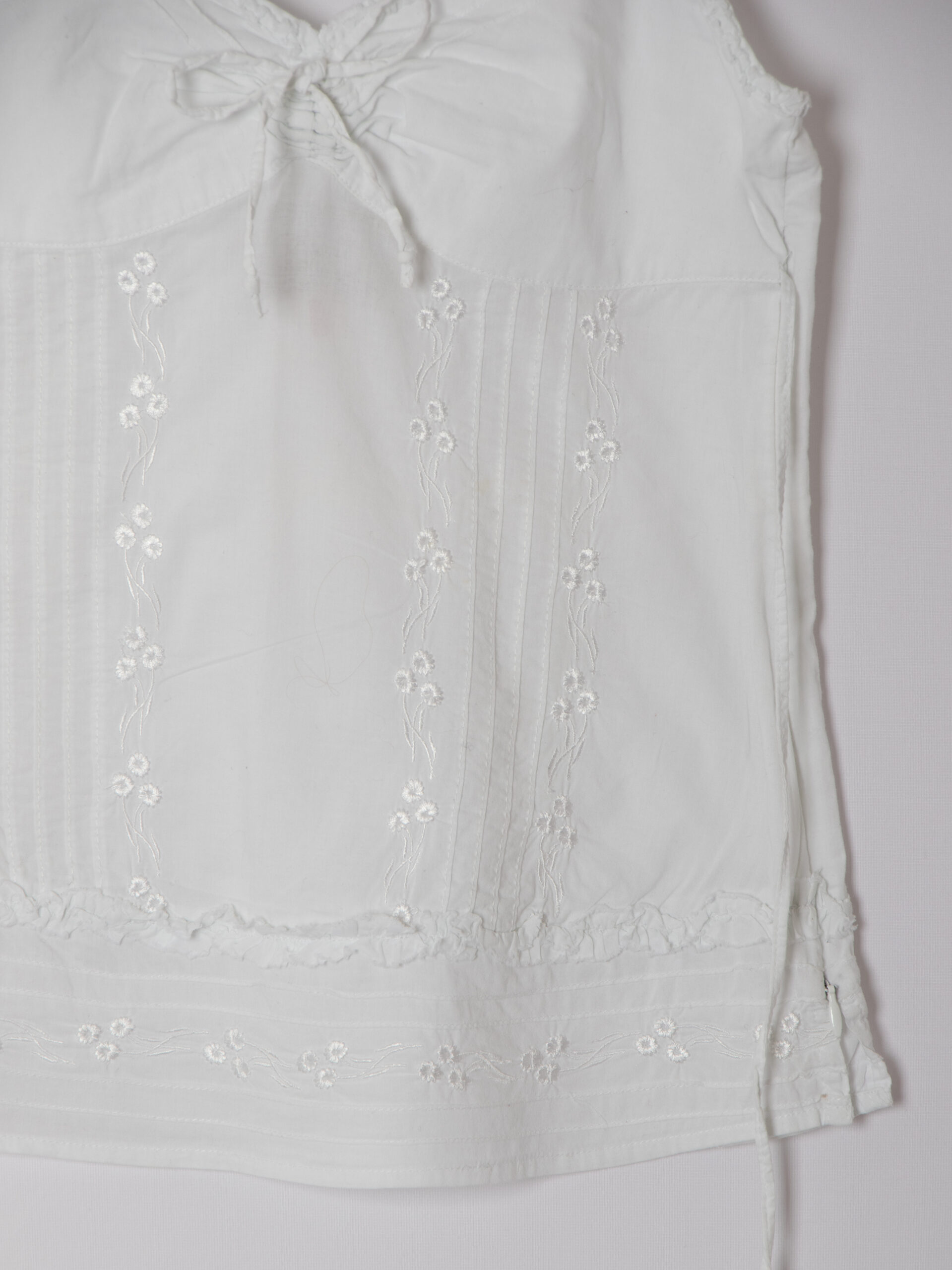 Esprit Y2K White Cotton Embroidered Camisole Esprit Y2K White Cotton Embroidered Camisole - Image 4