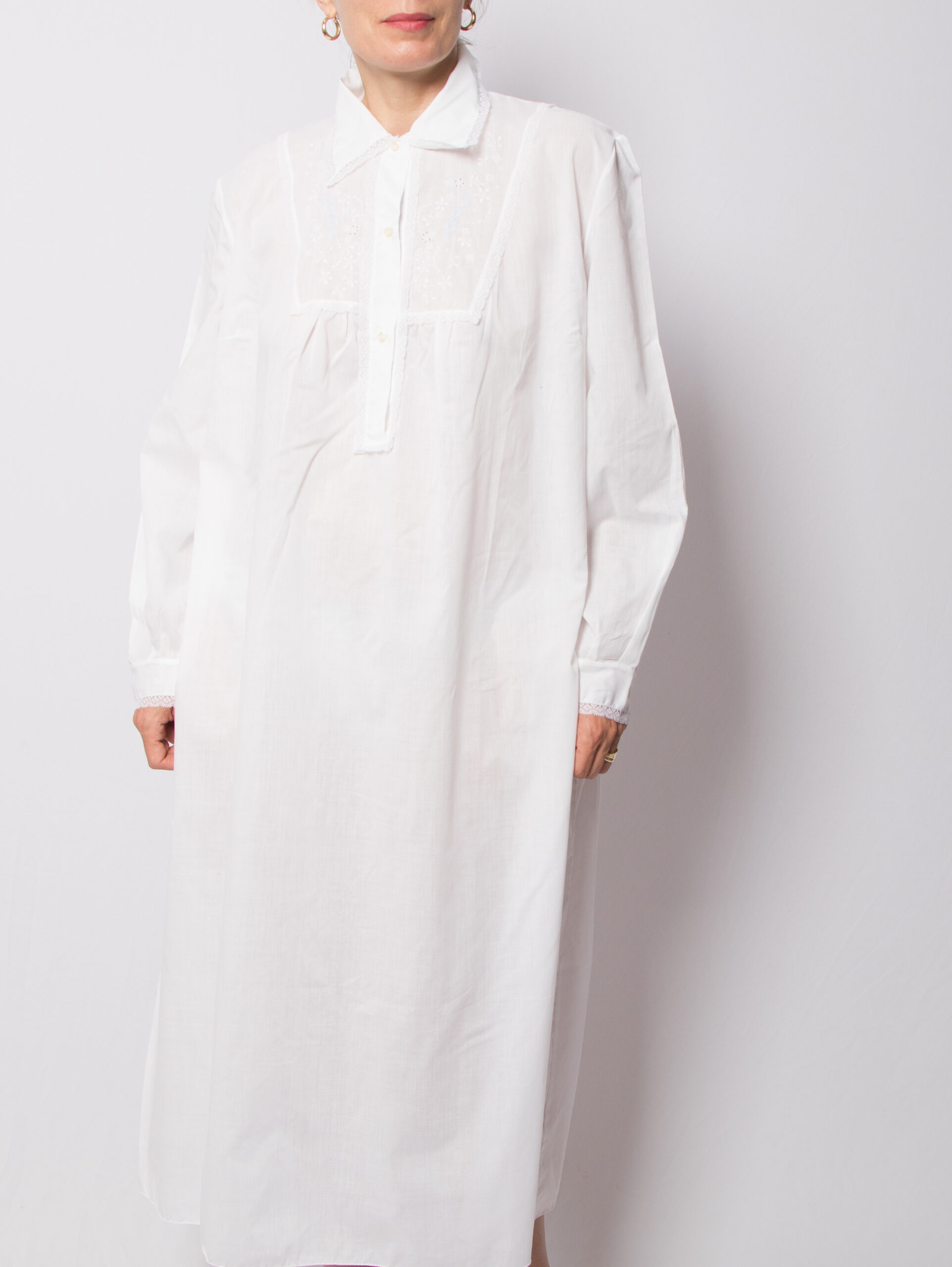 Vintage White Maxi Nightgown Victorian Style Vintage White Maxi Nightgown Victorian Inspired