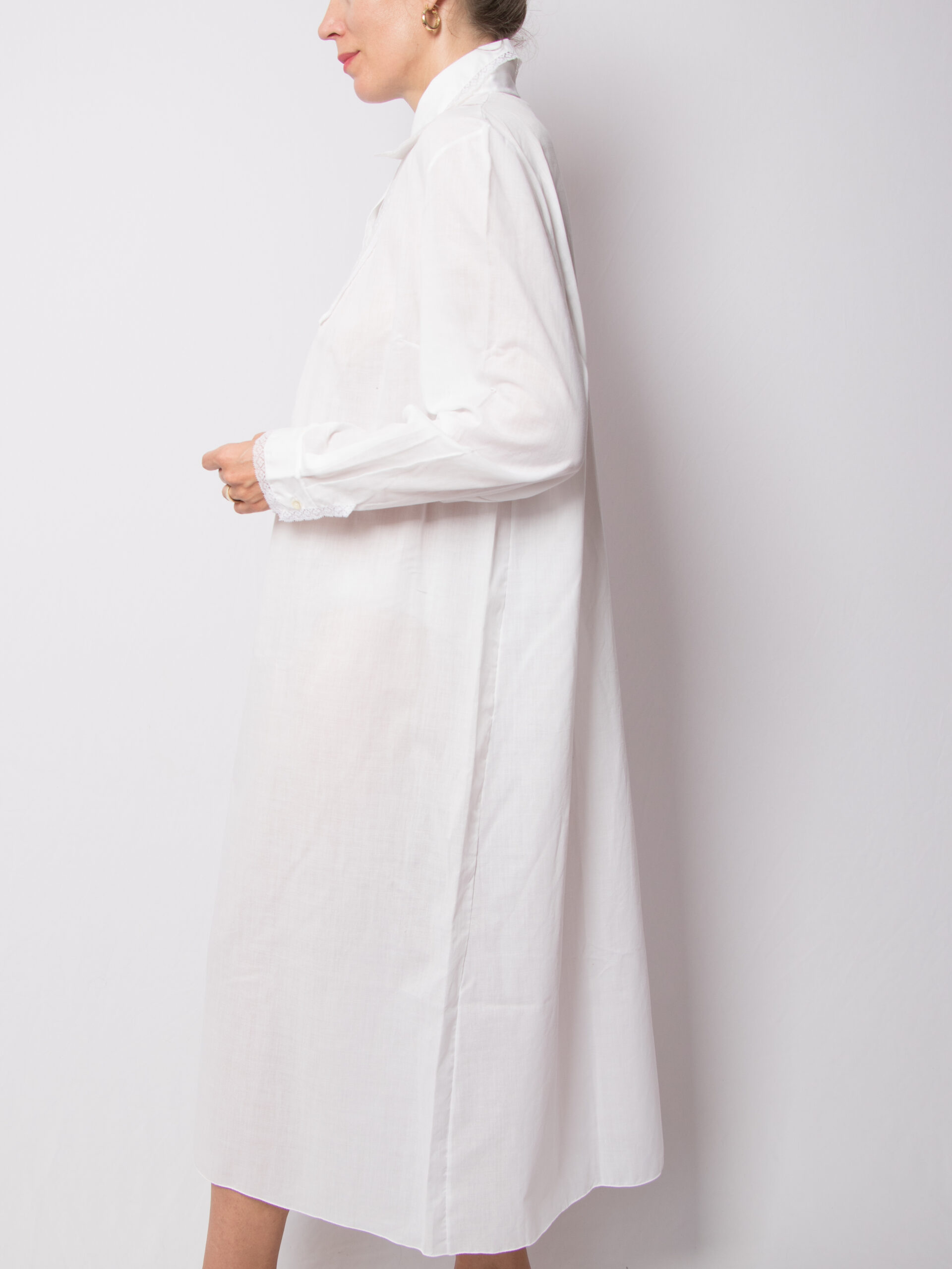 Vintage White Maxi Nightgown Victorian Style Vintage White Maxi Nightgown Victorian Style - Image 5