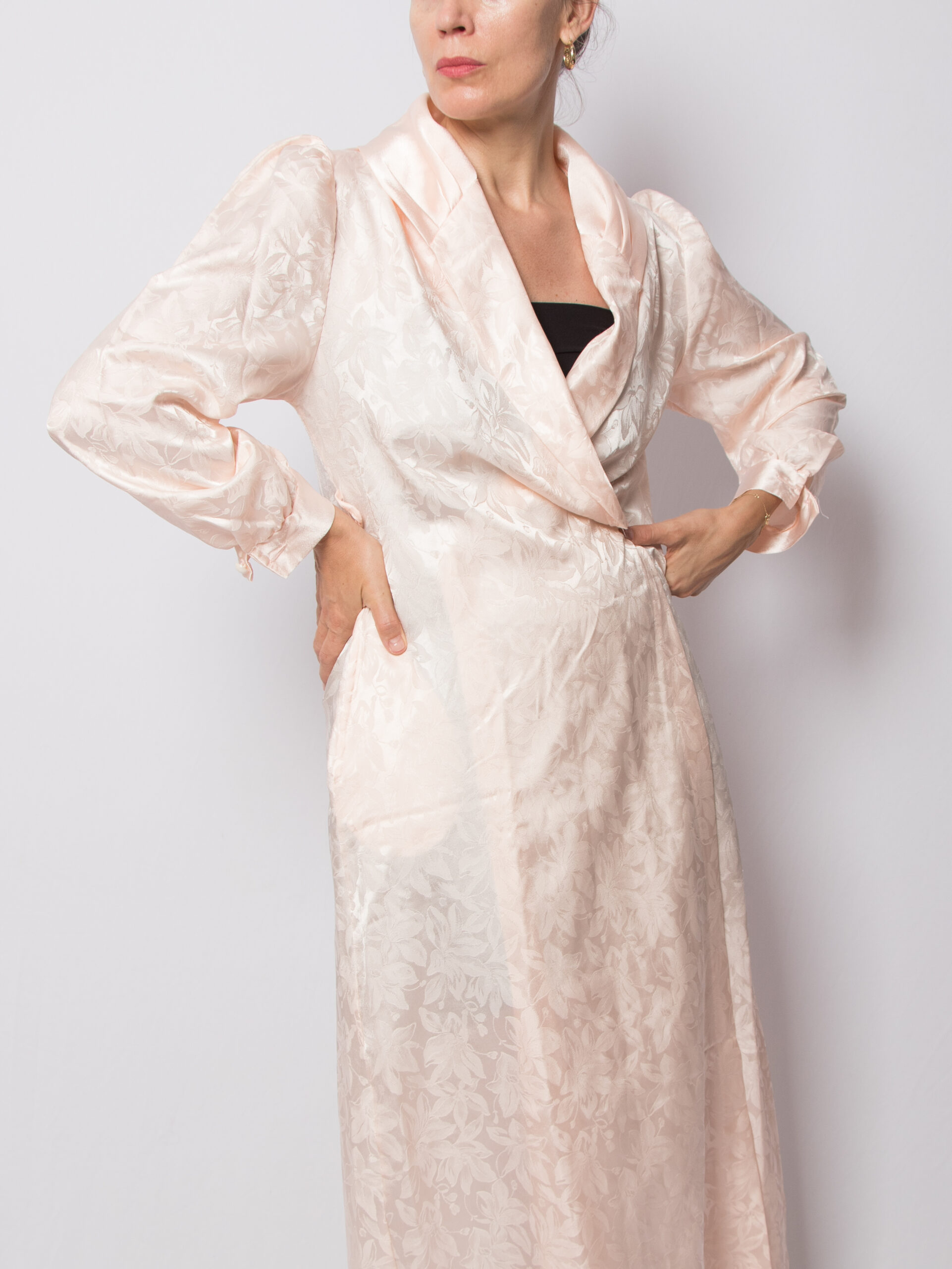 Vintage Peach Dressing Gown Vintage Peach Dressing Gown Italian House Coat Lounge Wear Size M Gift for Bride