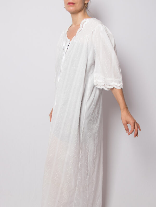 Vintage Long White Dressing Gown - Image 3
