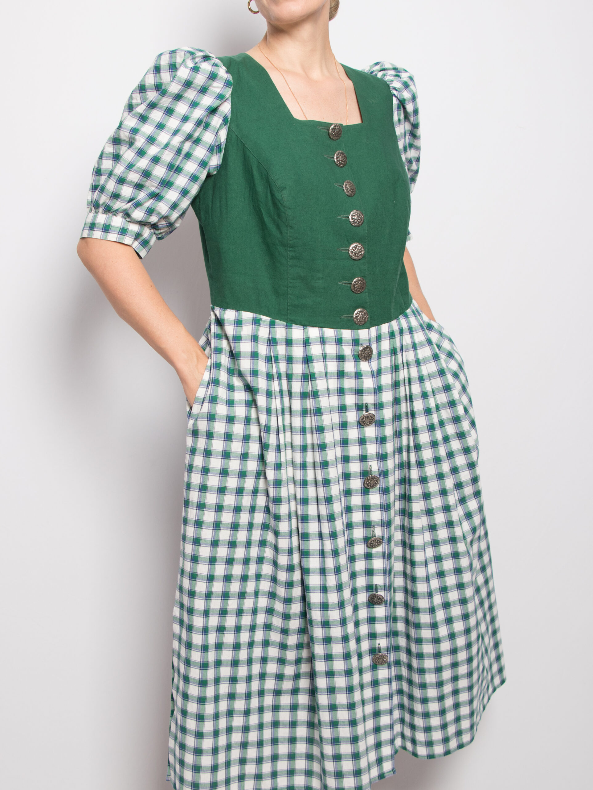 Vintage Green Dirndl Dress Puff Sleeves Button Front Vintage Green Dirndl Dress Puff Sleeves Button Front Cottagecore Style Gingham Cotton Size L