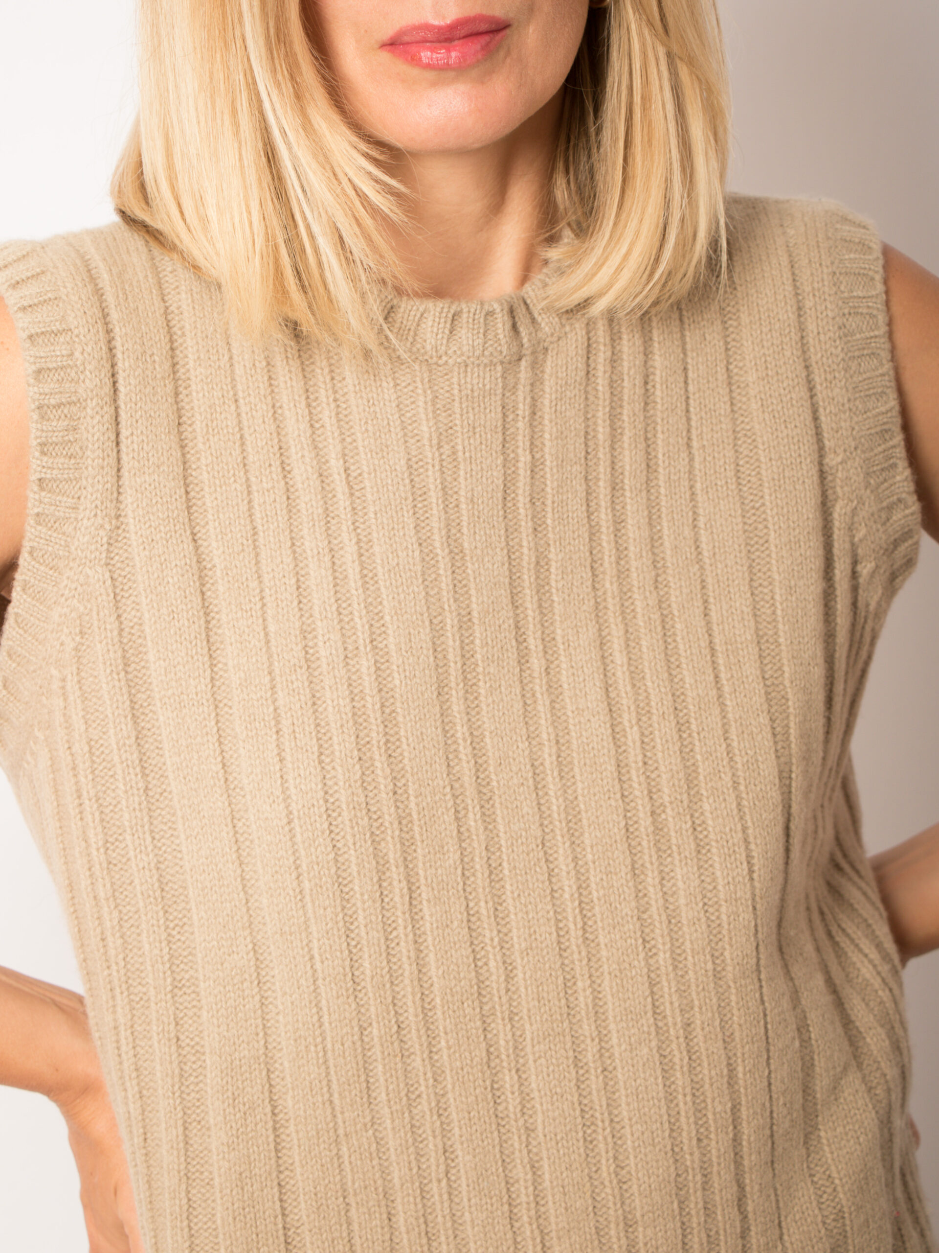 Vintage Benetton Wool Sleeveless Sweater Vintage Benetton Wool Sleeveless Sweater - Image 5