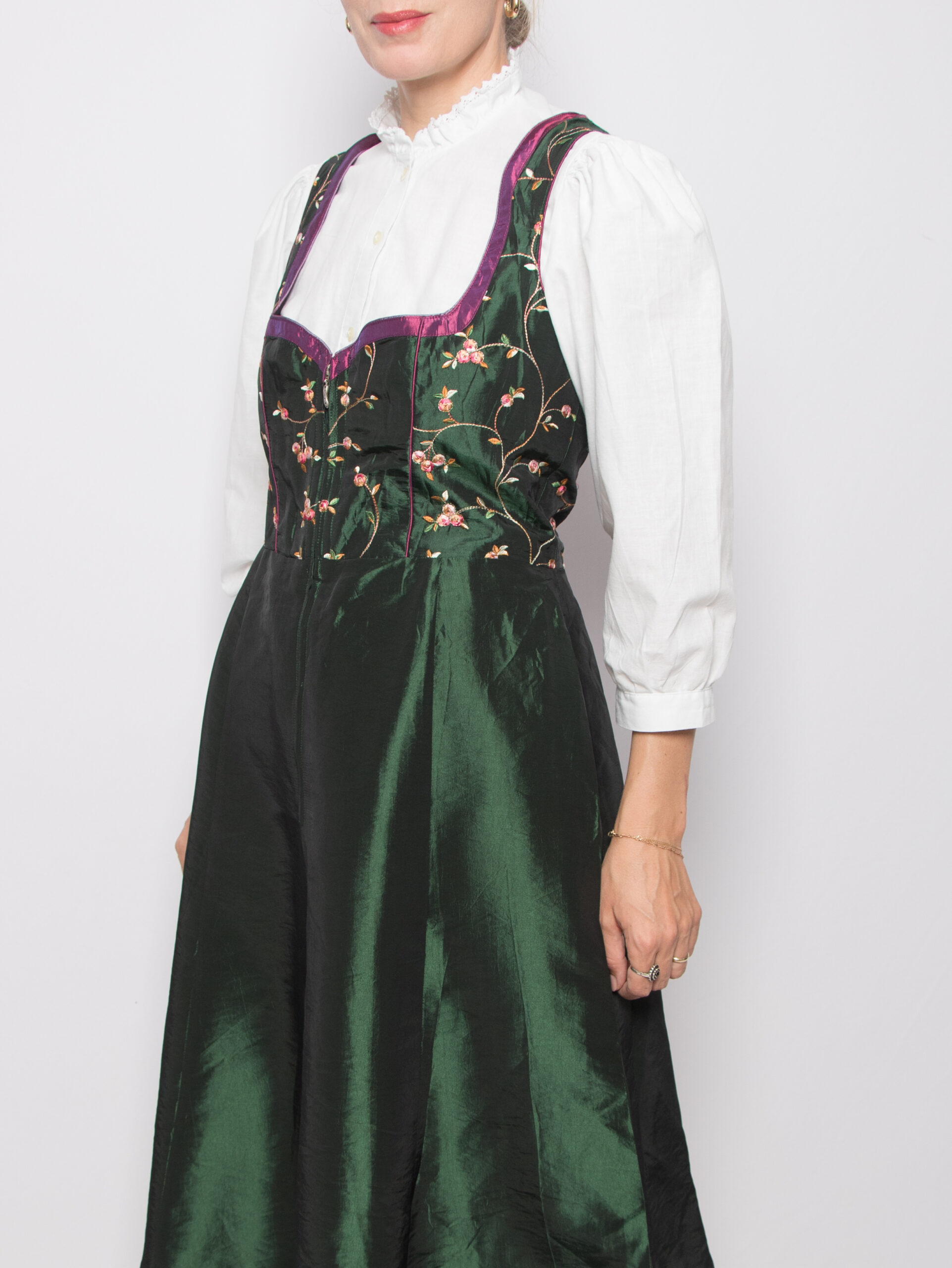 Vintage Herzklopfen Dirndl Dress Vintage Herzklopfen Dirndl Dress Green Floral Folk Alpine Sound of Music Style Size M