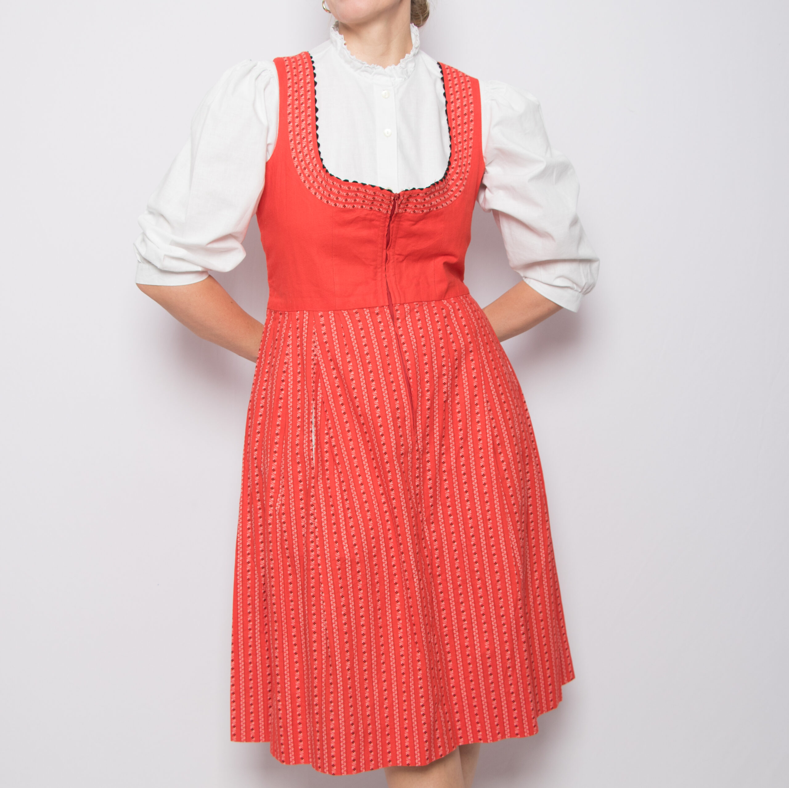 Vintage Floral Dirndl Dress Red Cotton Vintage Floral Dirndl Dress Red Cotton Midi Folk Country Style Size L Gift for Girlfriend