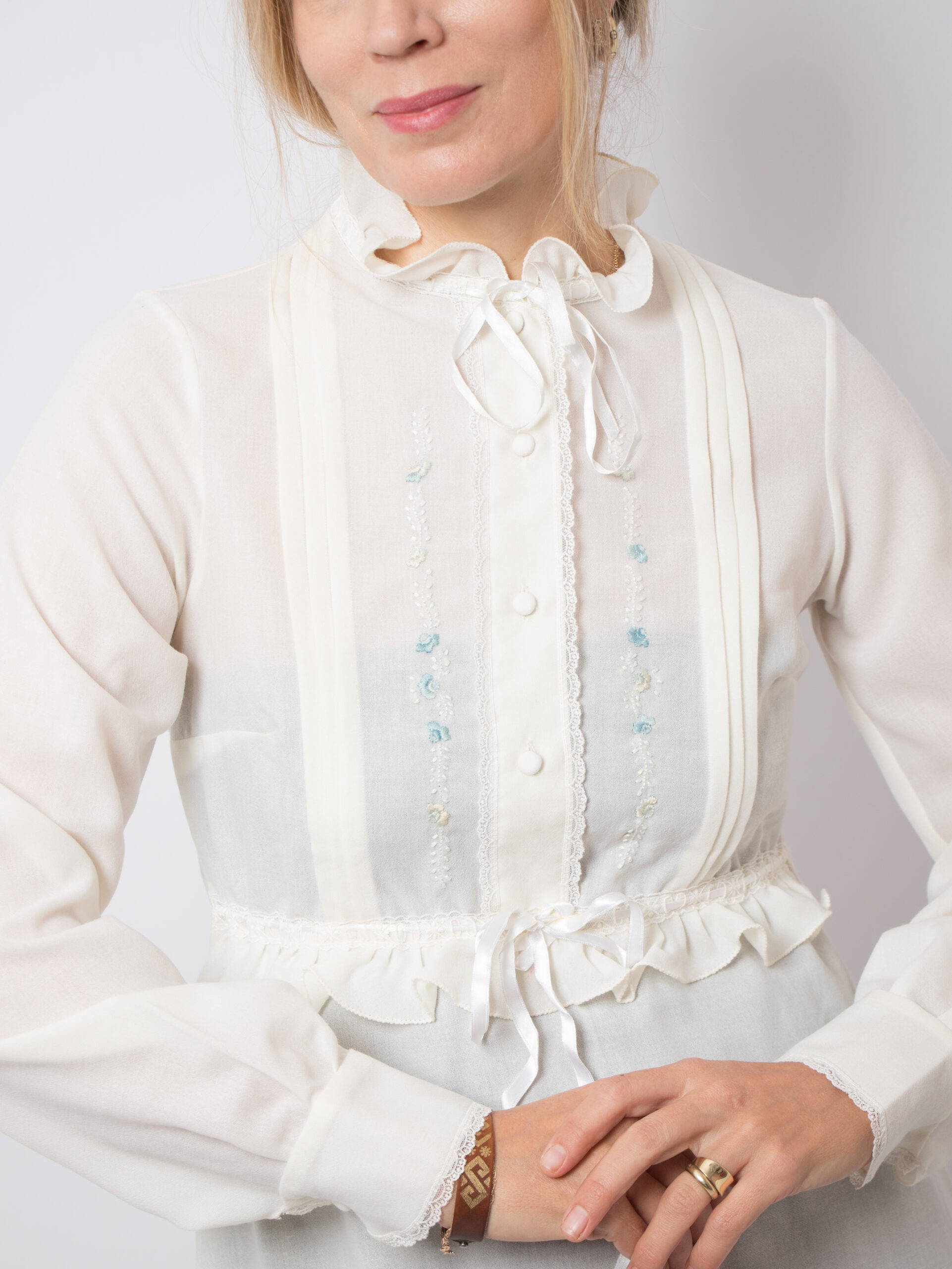 Vintage Wool Nightgown Victorian Style Vintage Wool Nightgown Victorian Style - Image 5