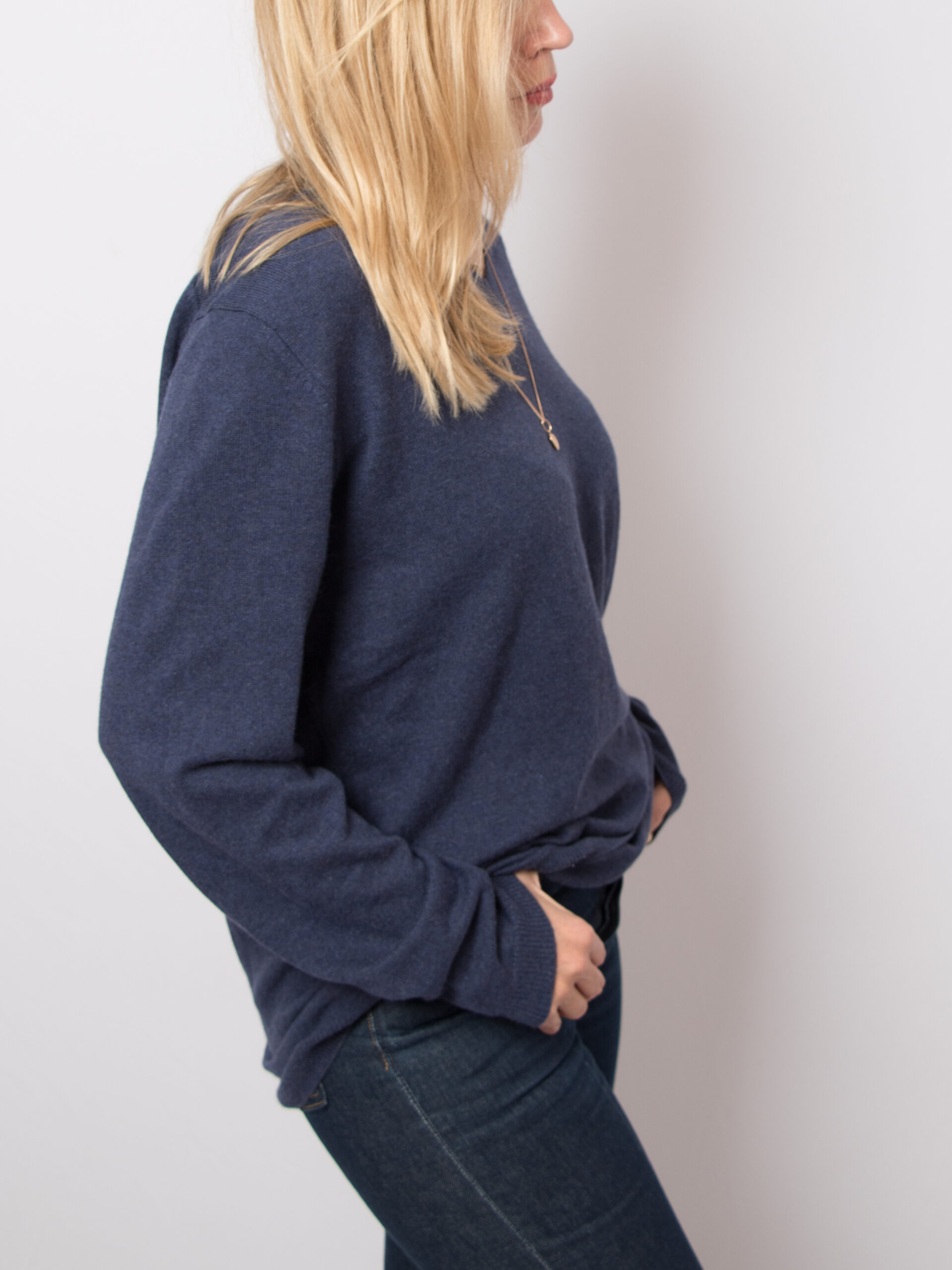 Vintage Blue Silk Cashmere Sweater Vintage Blue Silk Cashmere Sweater - Image 4