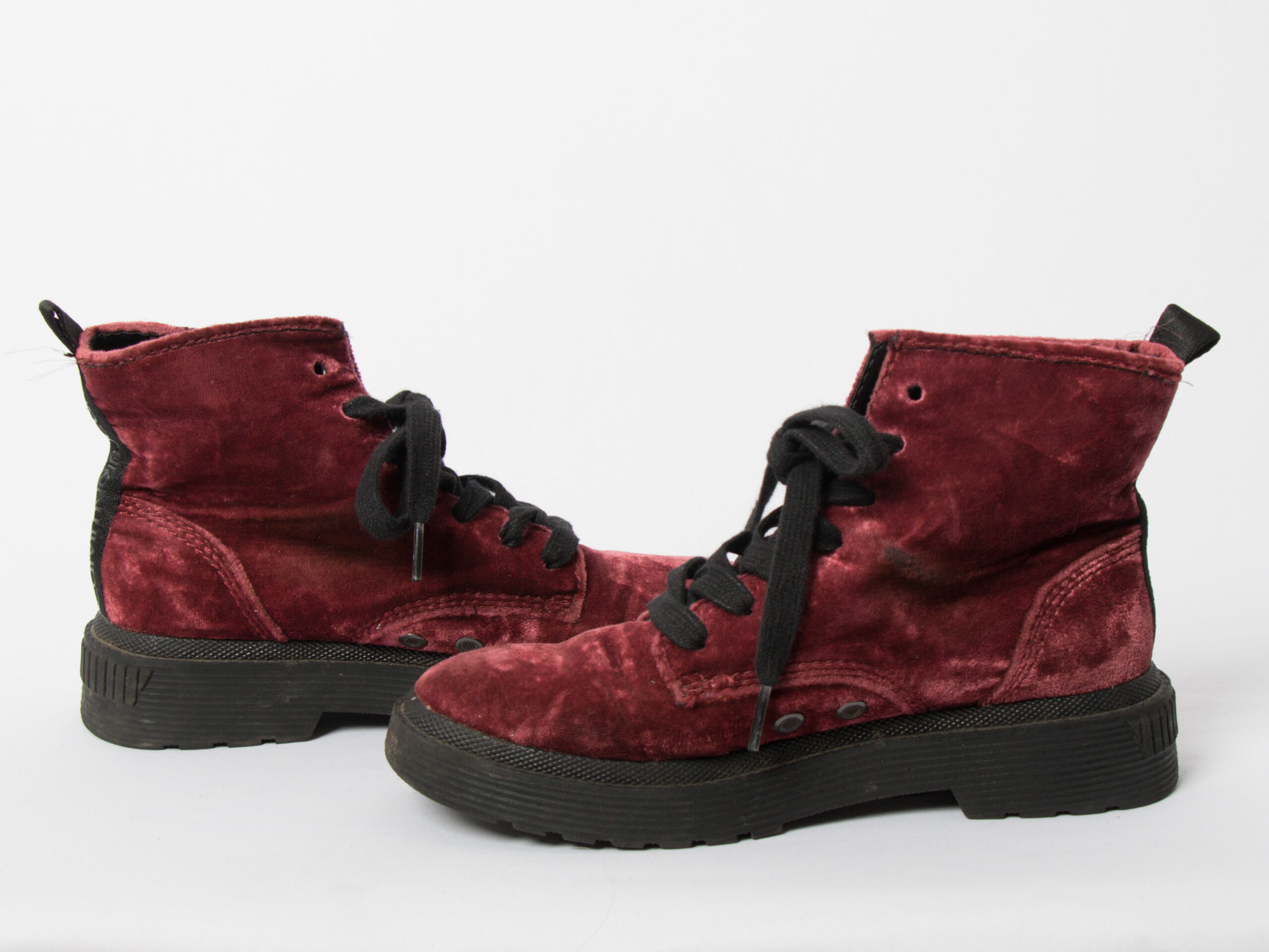 Calvin Klein Velvet Ankle Boots Calvin Klein Velvet Ankle Boots - Image 9