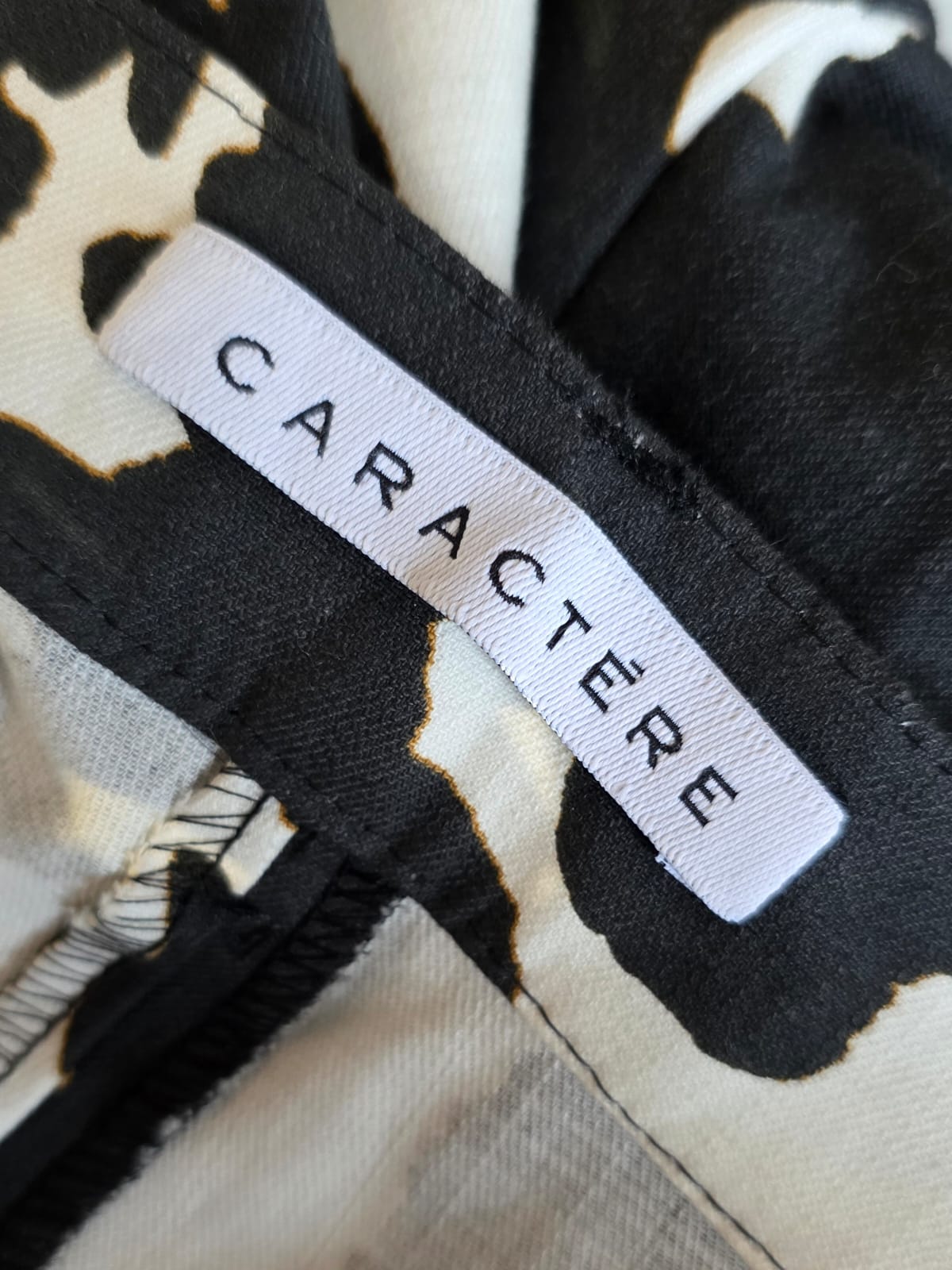 CARACTÈRE Abstract Floral Pants CARACTÈRE Abstract Floral Pants - Image 7