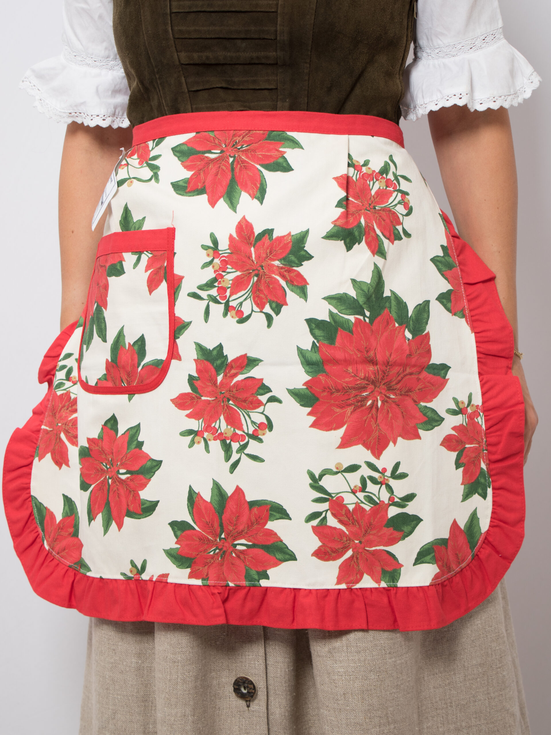 Vintage Christmas Apron Poinsettia Print Vintage Christmas Apron Poinsettia Print - Image 2
