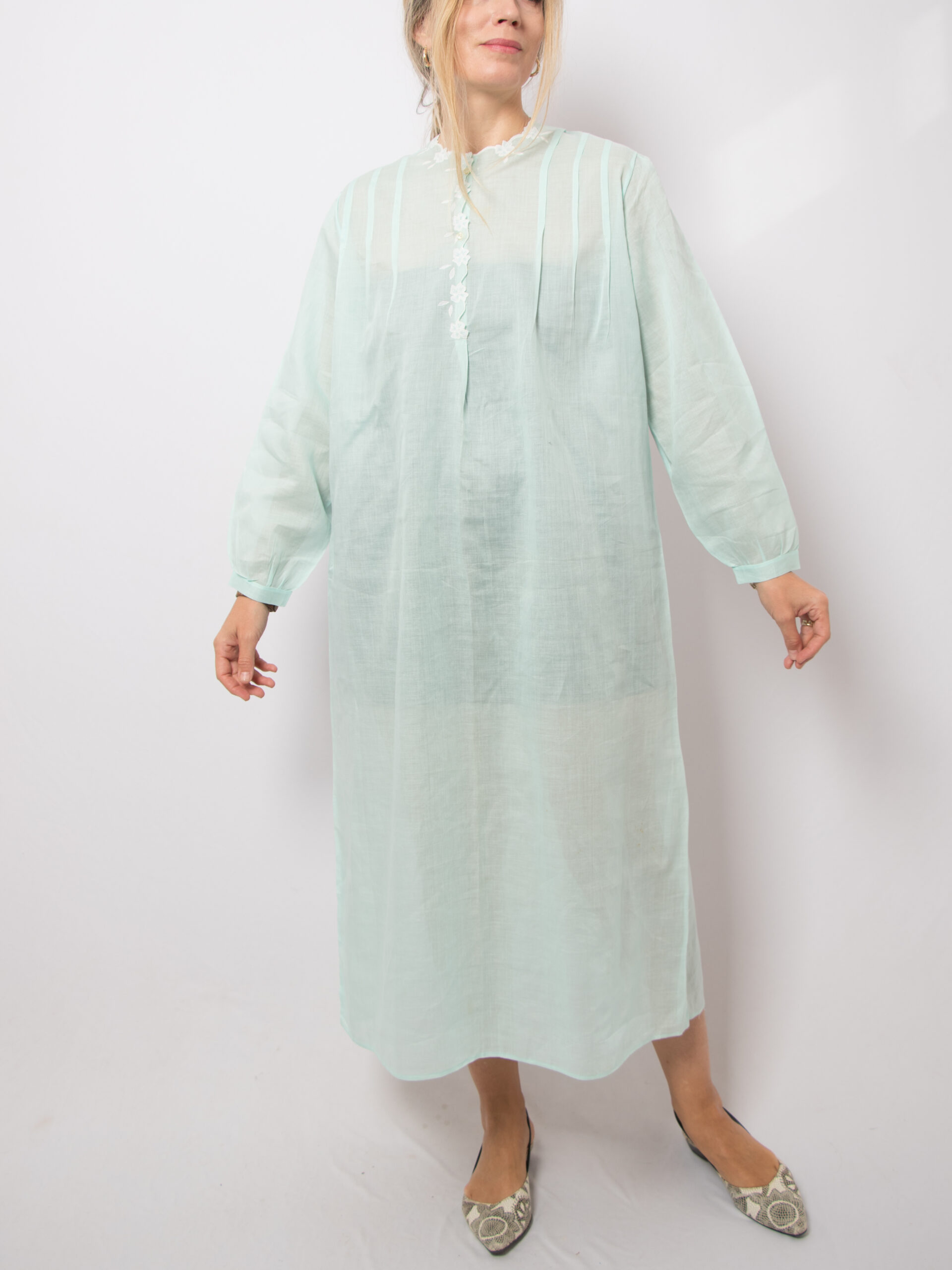 Vintage Long Green Sheer Nightgown Vintage Long Green Sheer Nightgown - Image 2