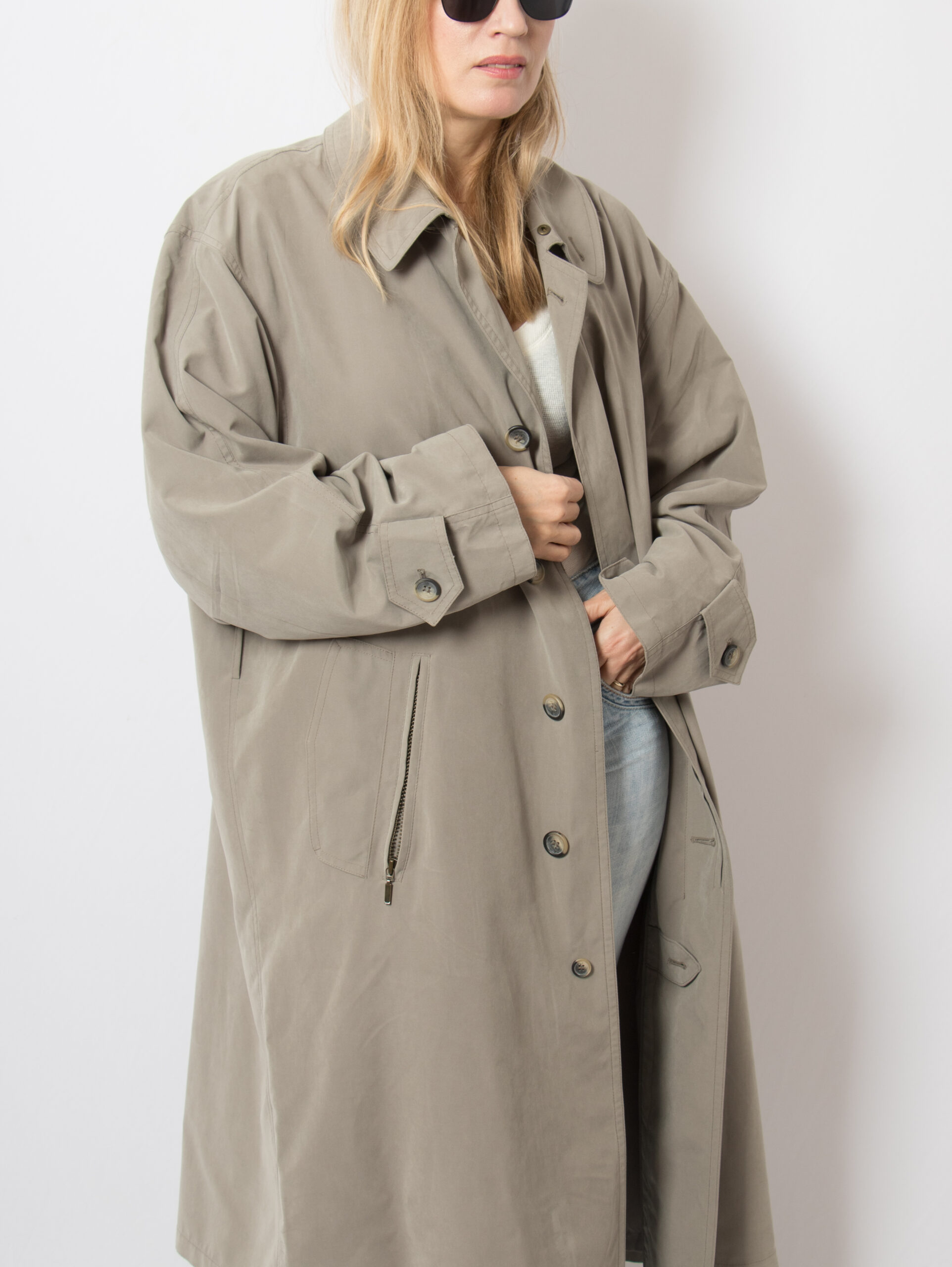 Vintage Taupe Oversized Duster Coat Vintage Taupe Oversized Duster Coat - Image 6