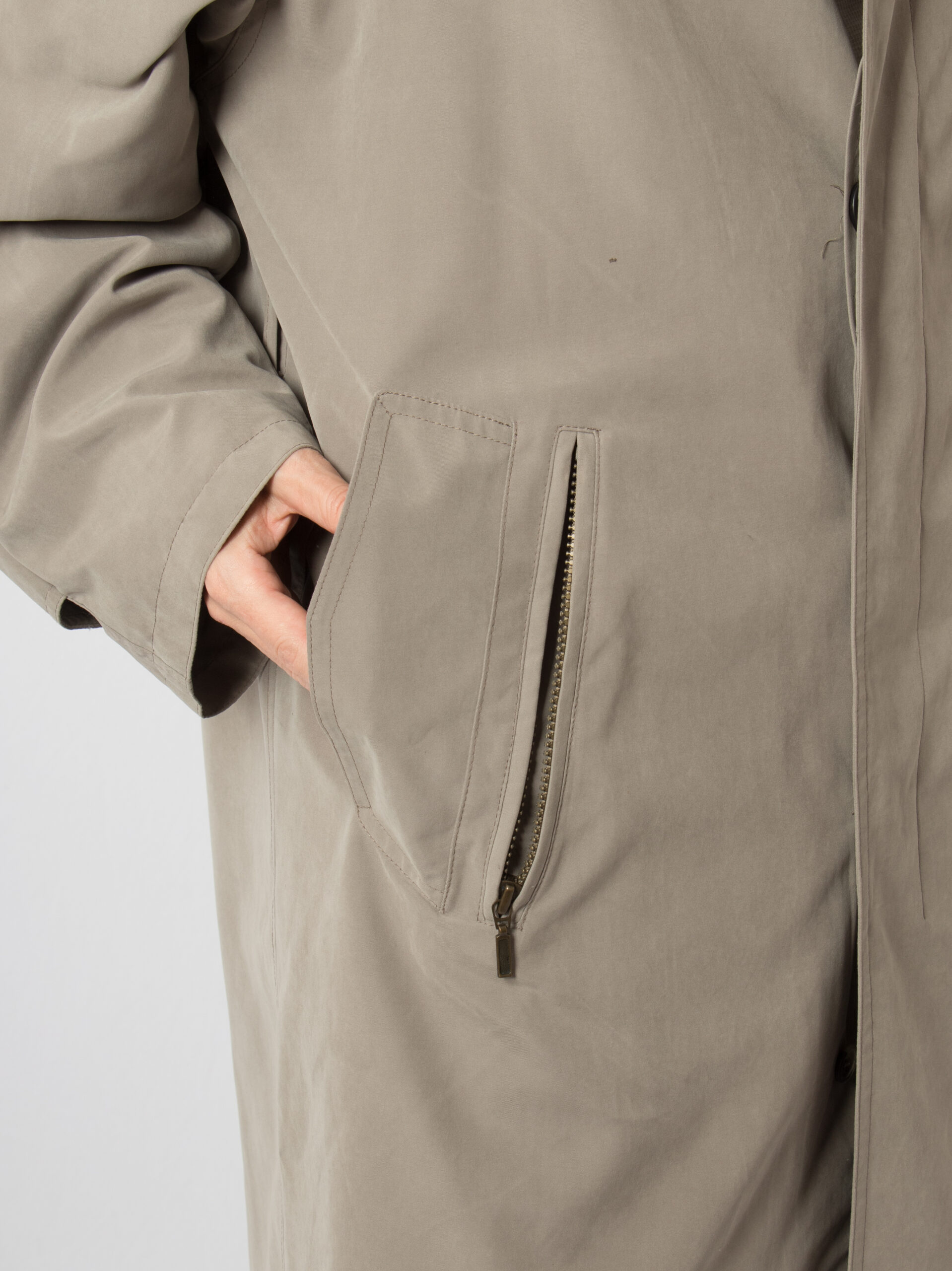 Vintage Taupe Oversized Duster Coat Vintage Taupe Oversized Duster Coat - Image 8