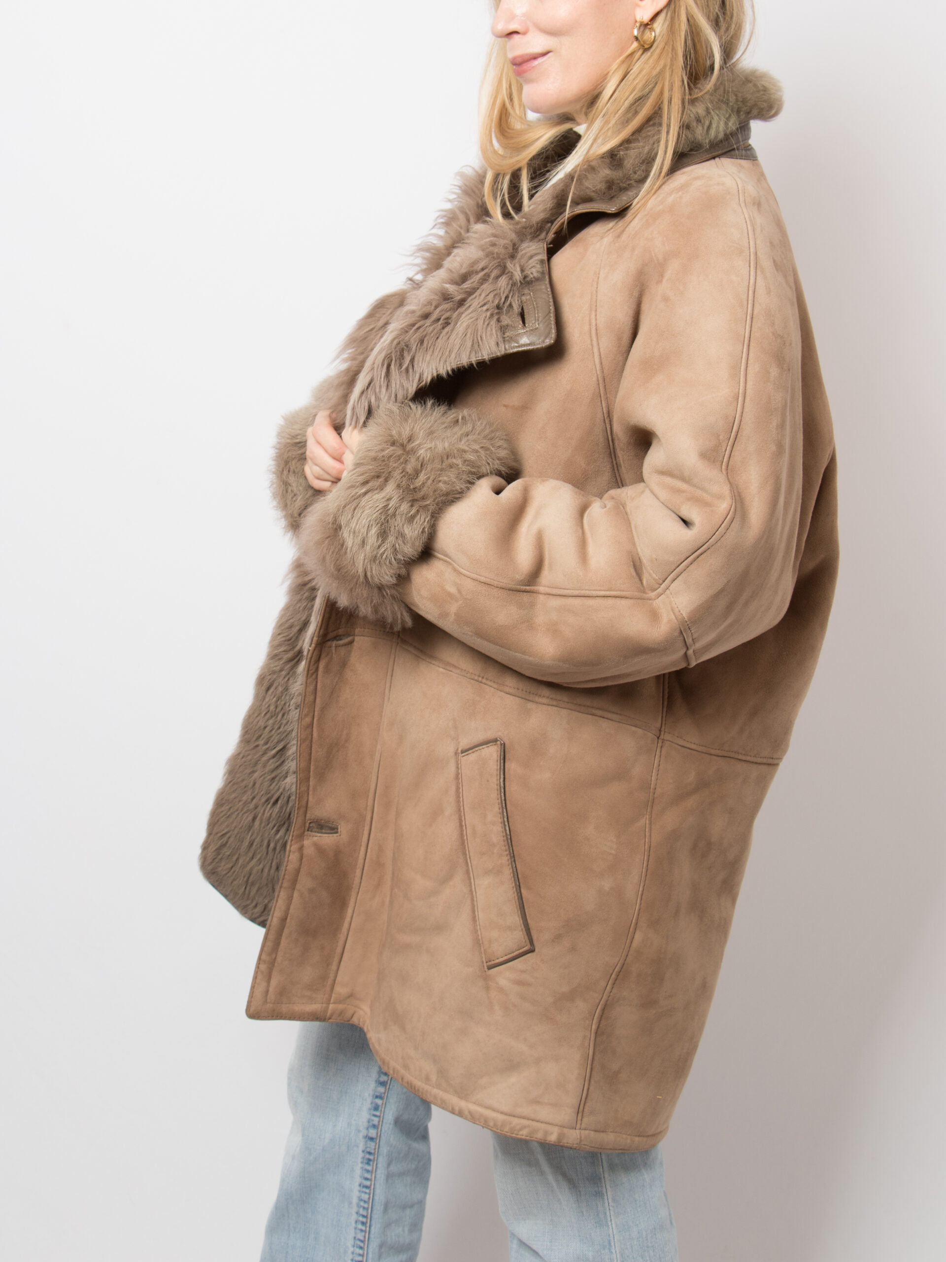 Vintage Taupe Suede Leather Shearling Coat Vintage Taupe Suede Leather Shearling Coat - Image 3