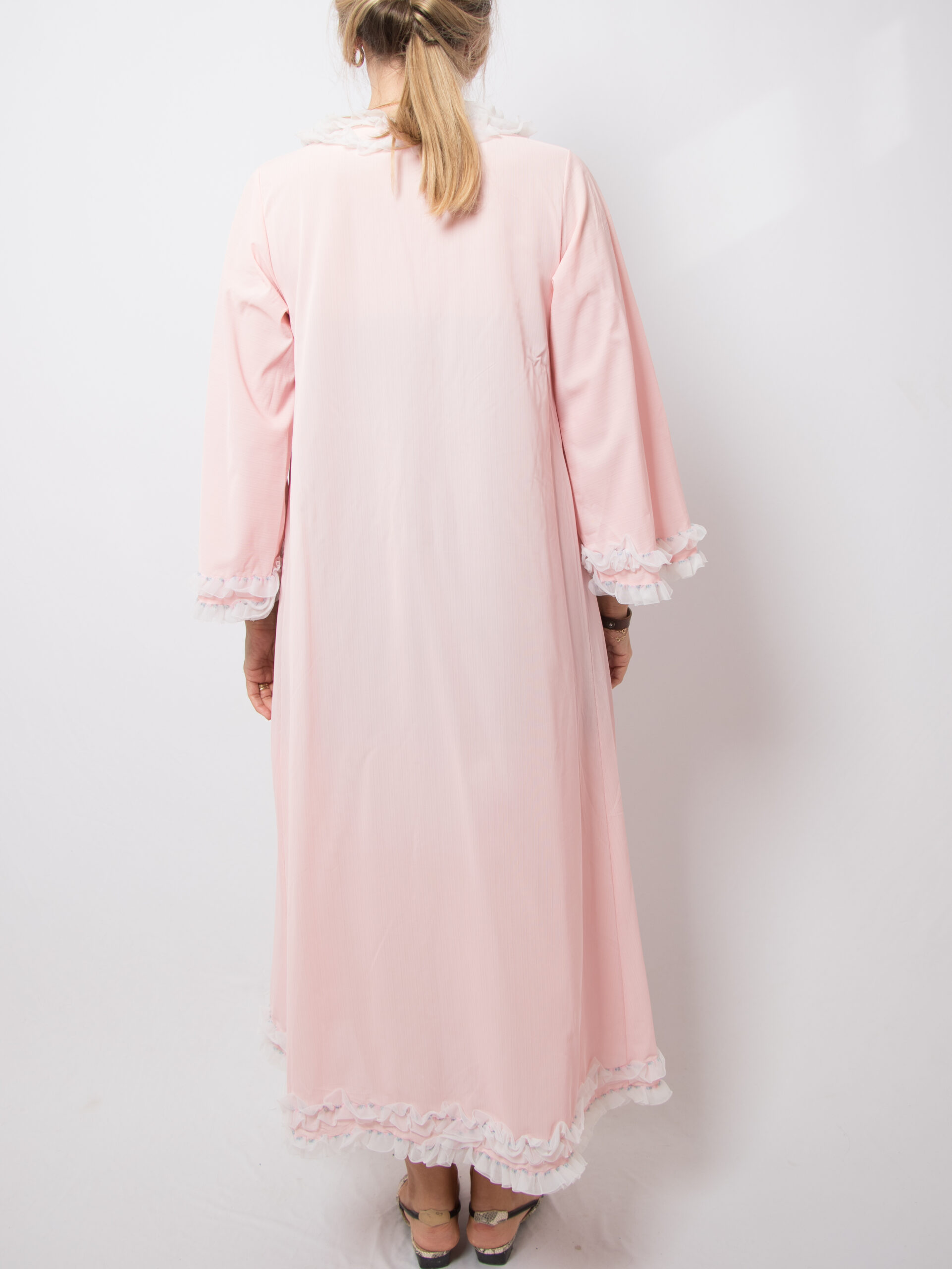 Vintage Pink Ruffle Robe Vintage Pink Ruffle Robe - Image 2