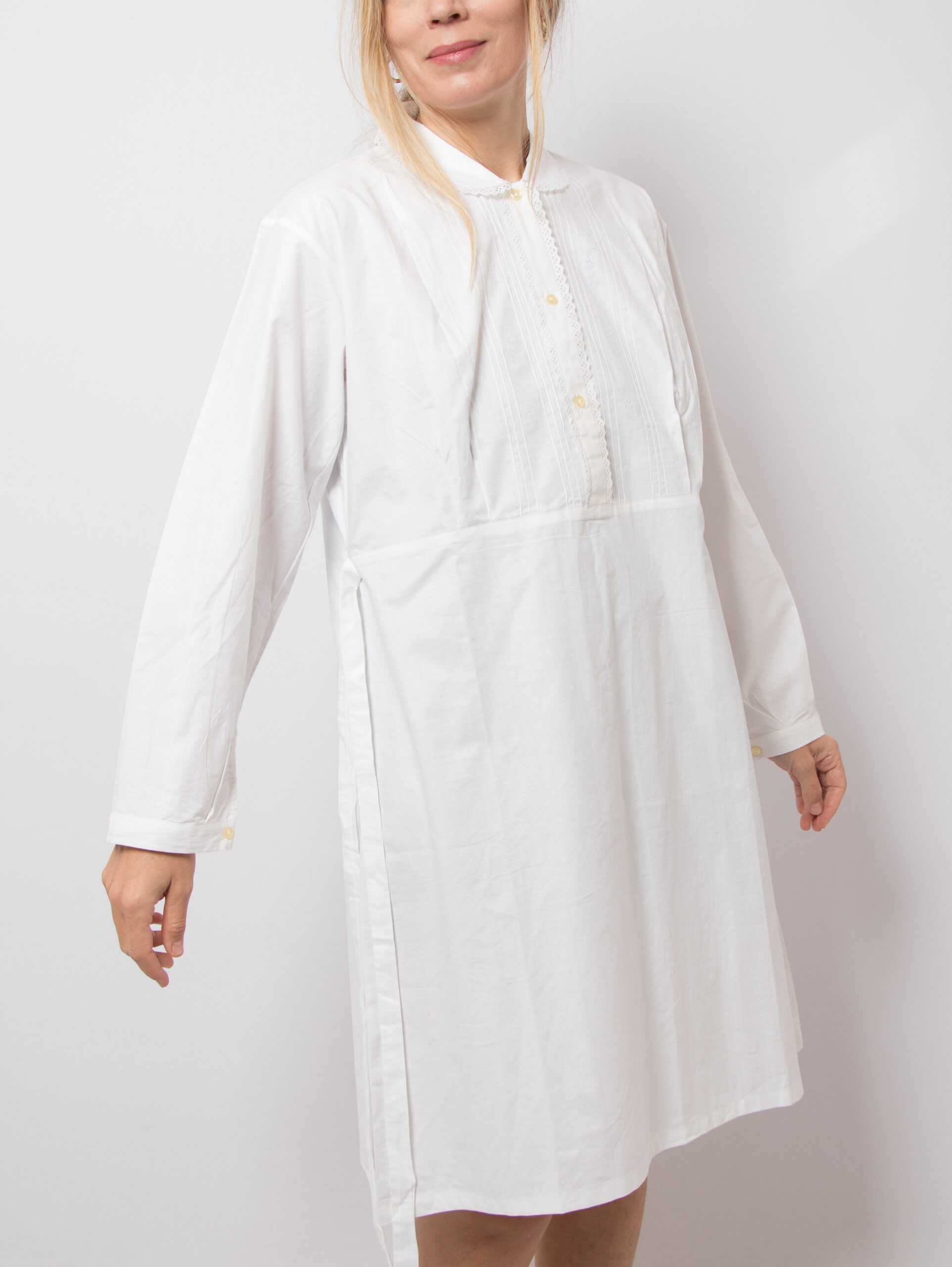 Vintage White Cotton Nightgown Vintage White Cotton Nightgown - Image 2