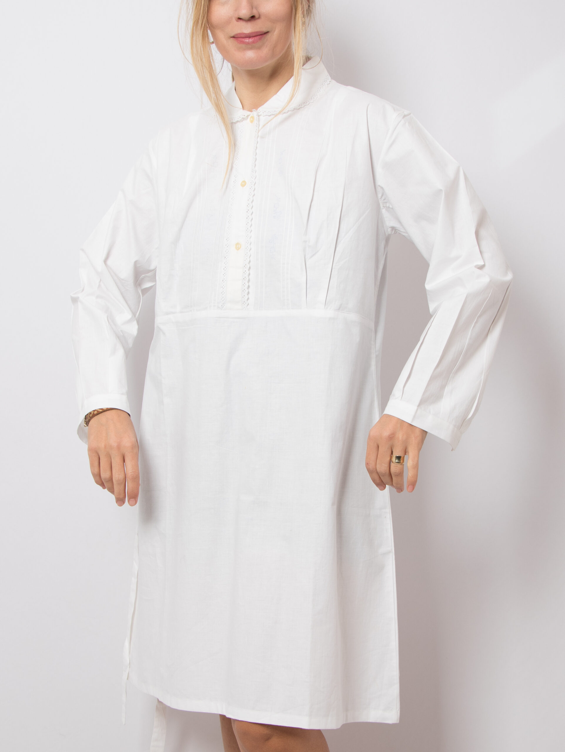 Vintage White Cotton Nightgown Vintage White Cotton Nightgown - Image 3